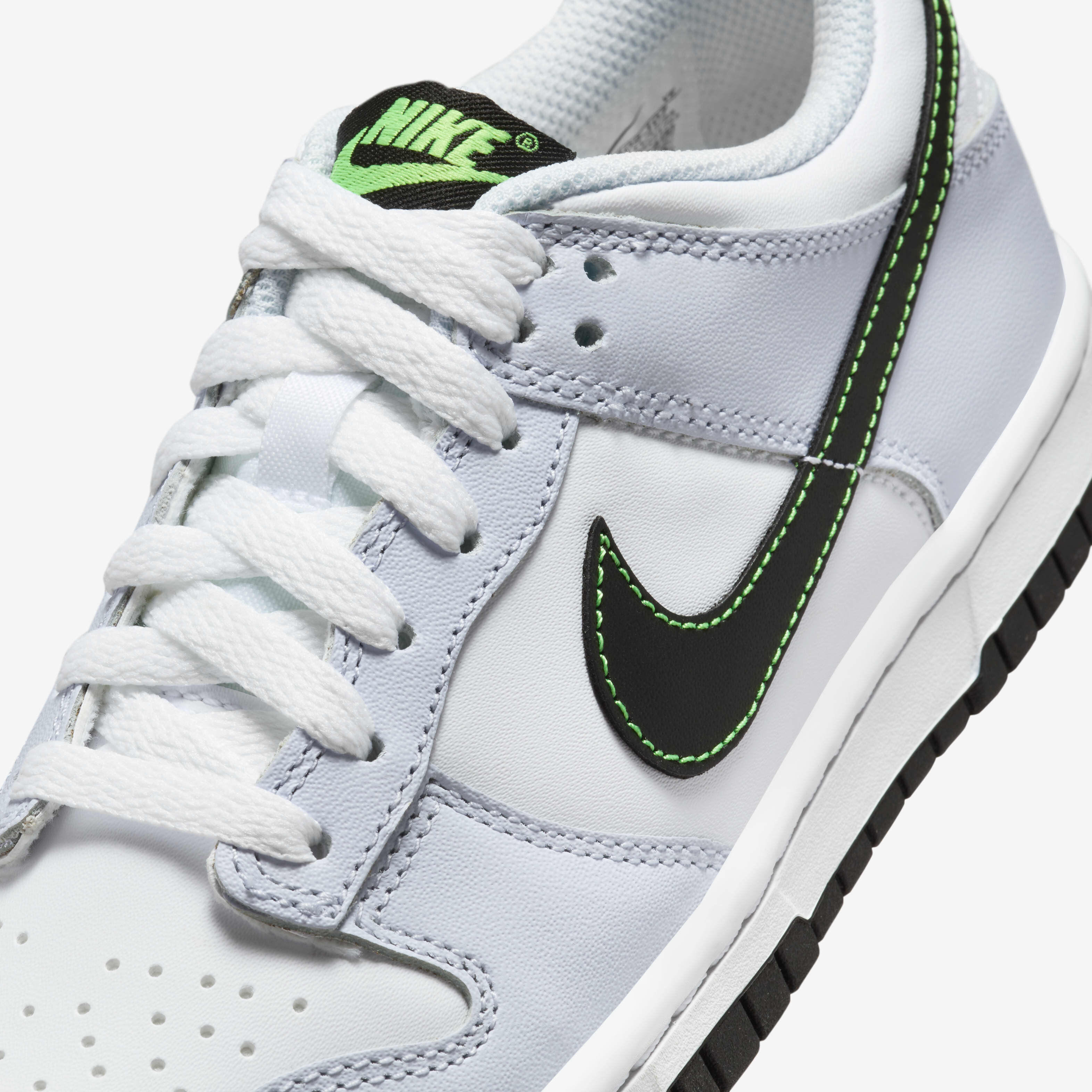 Nike Dunk Low image number 6