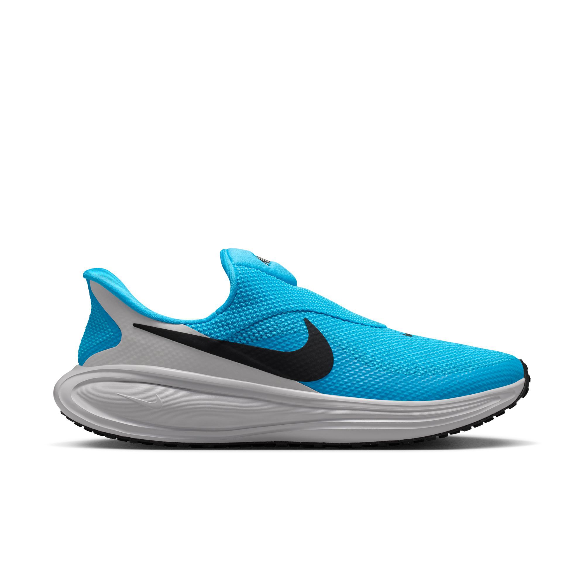 Nike Revolution 8 EasyOn image number 5