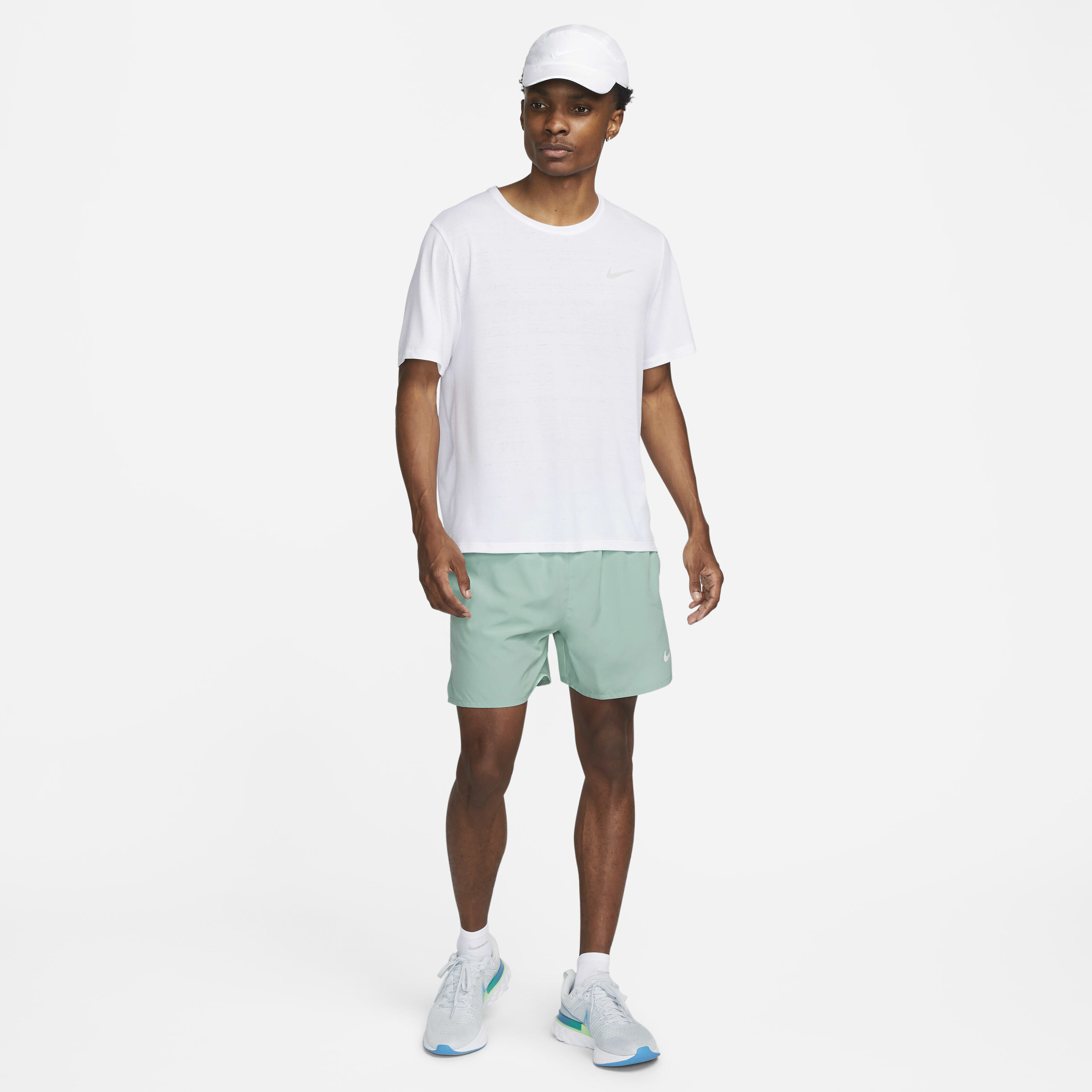 نايكي تشالنجر image number 7