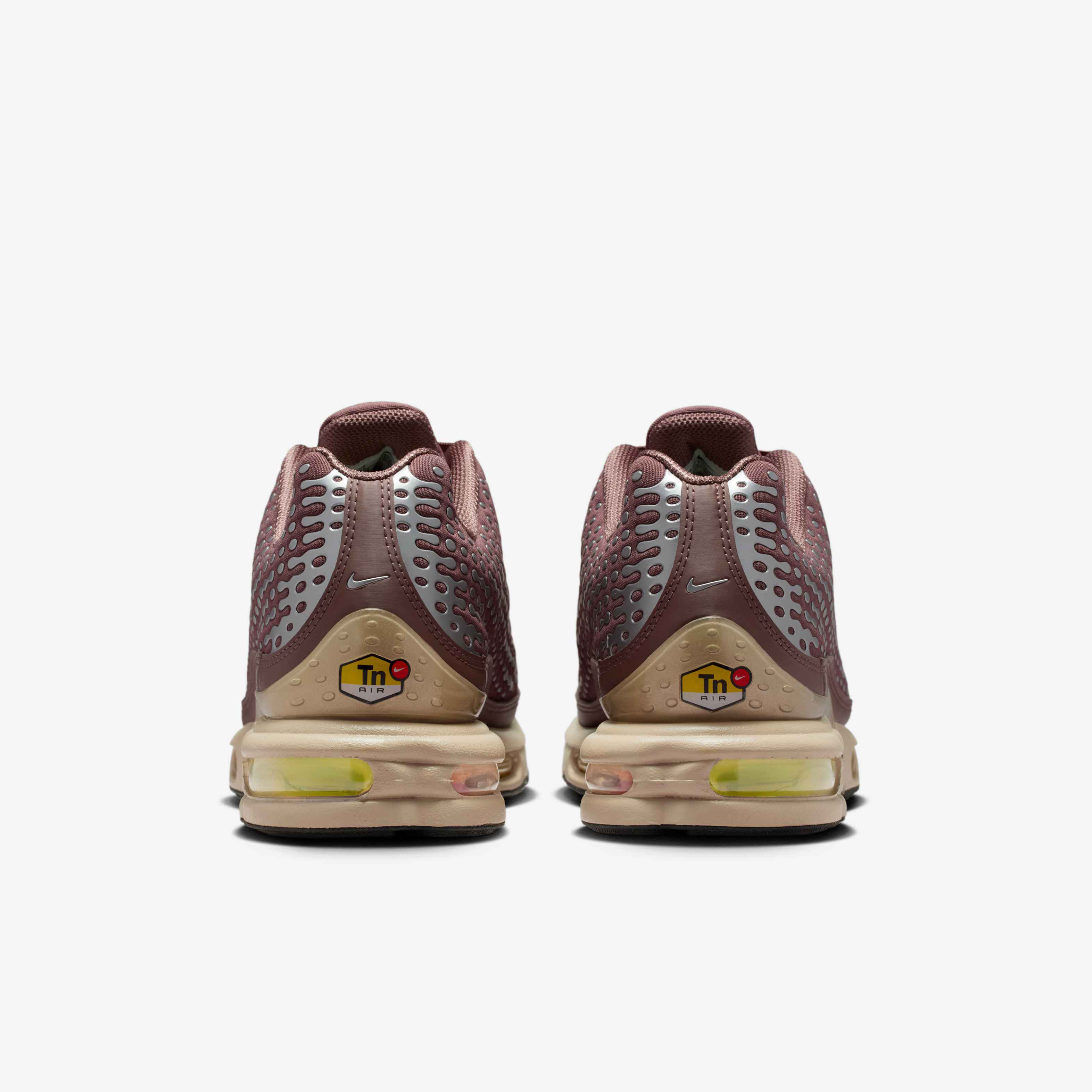 Nike Air Max Plus VII image number 5