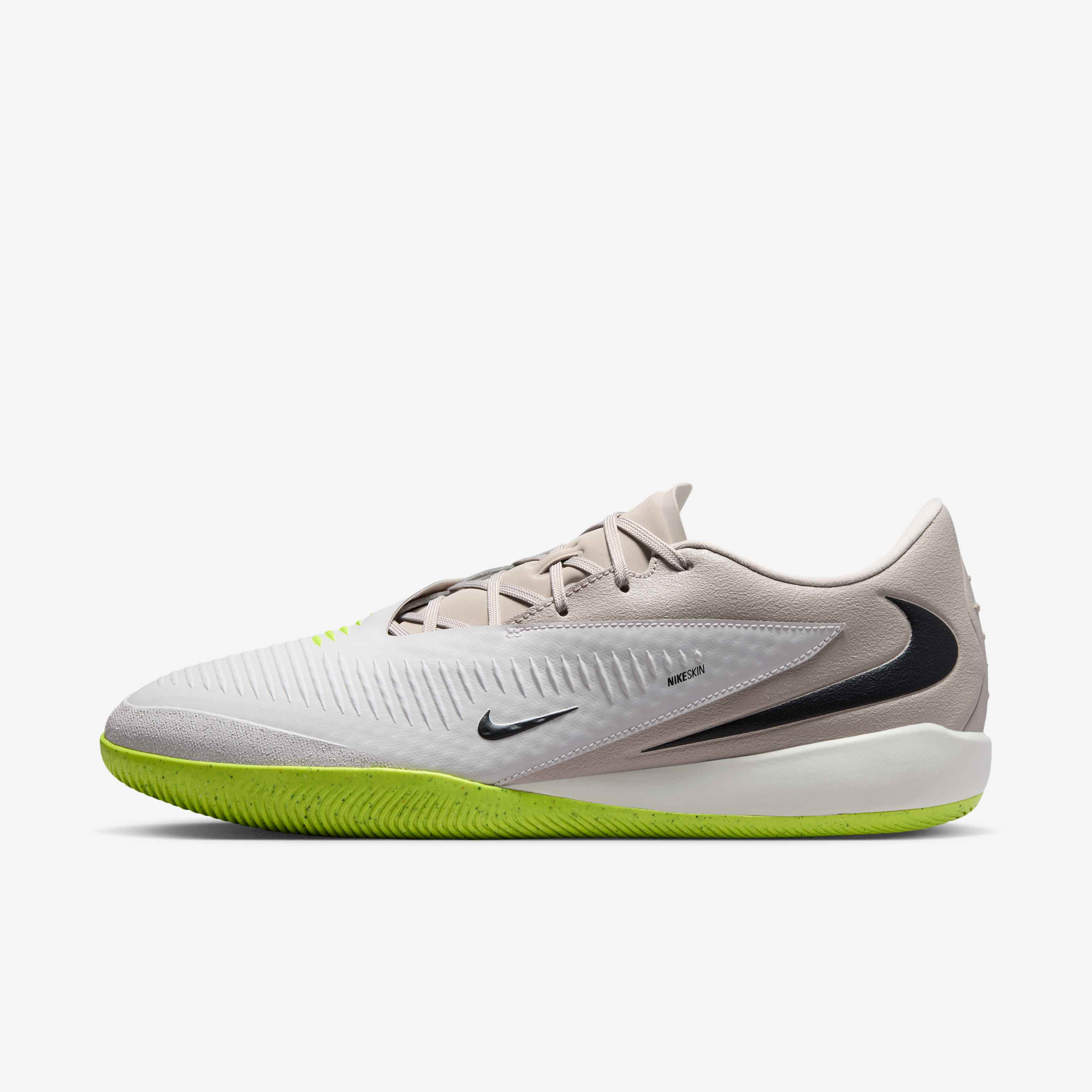 Nike Phantom 6 Low Academy image number 0