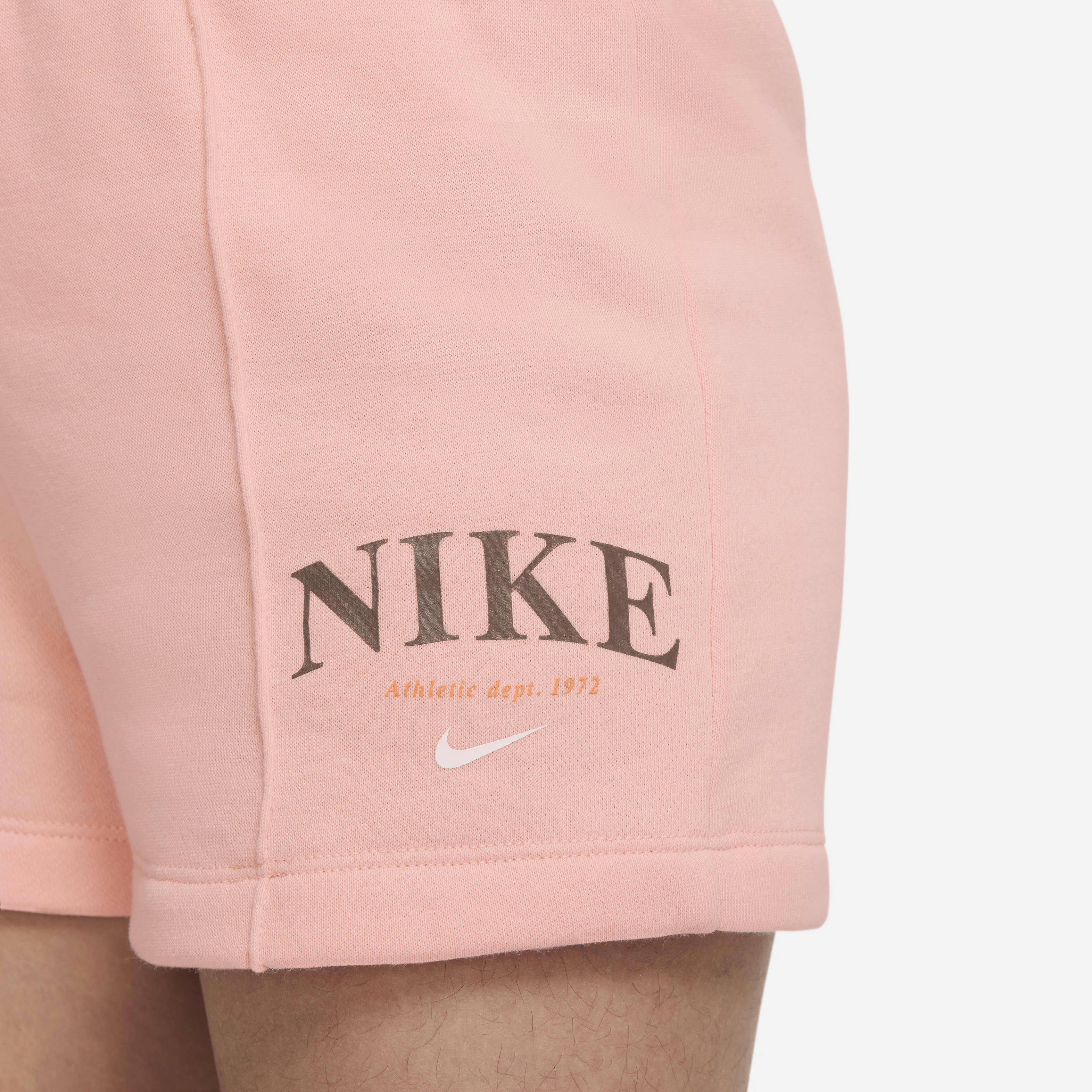 نايكي سبورتسوير image number 3