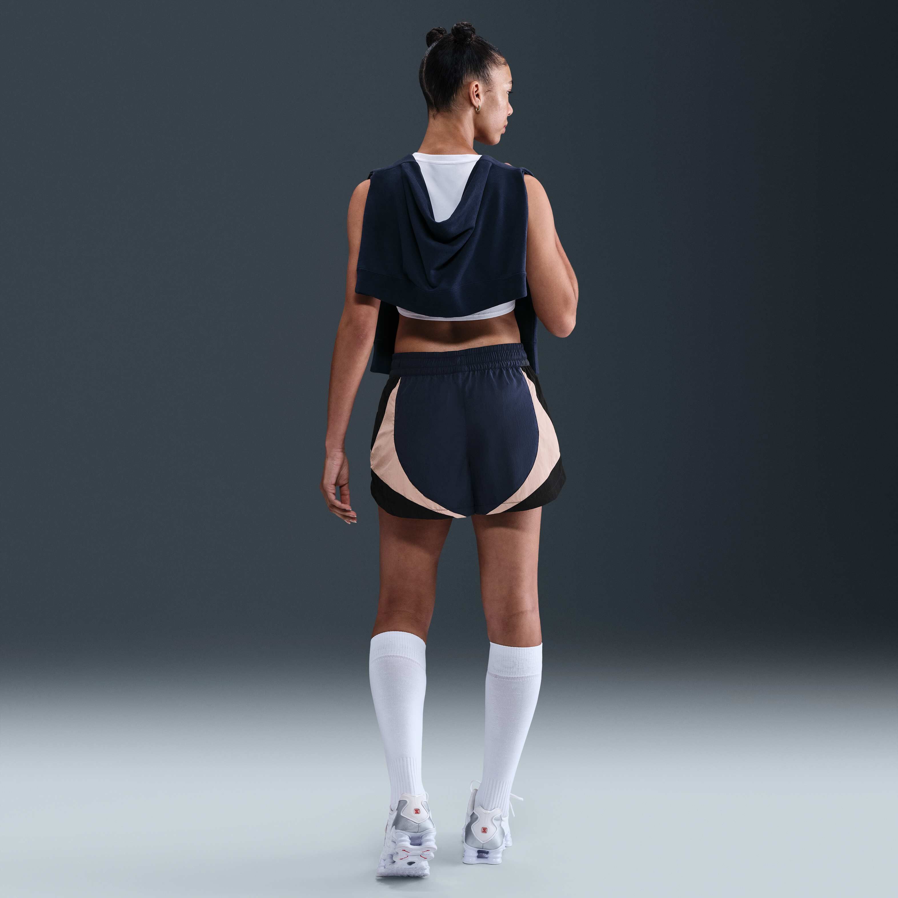 نايكي سبورتسوير image number 3