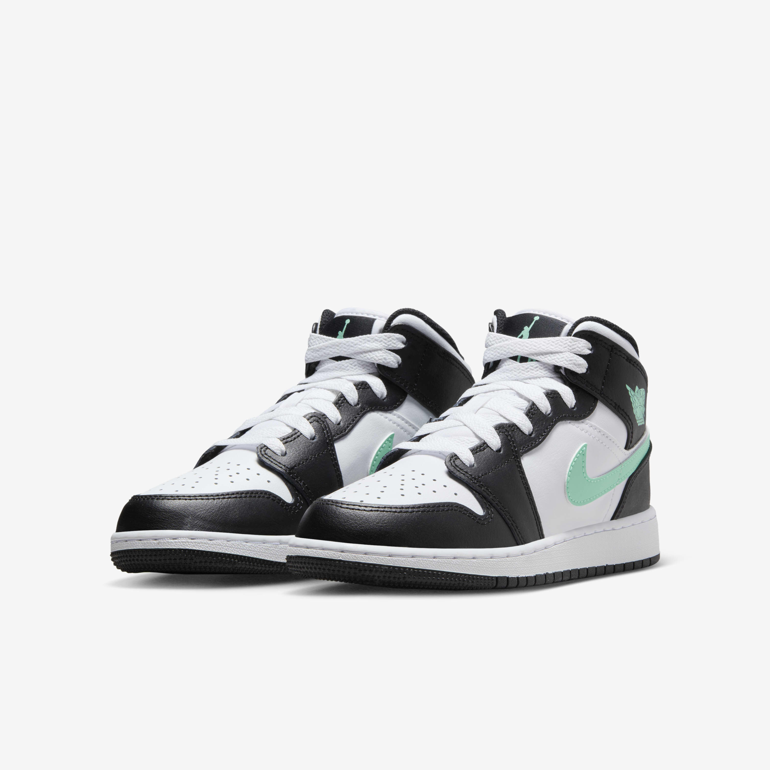 Air Jordan 1 Mid image number 4