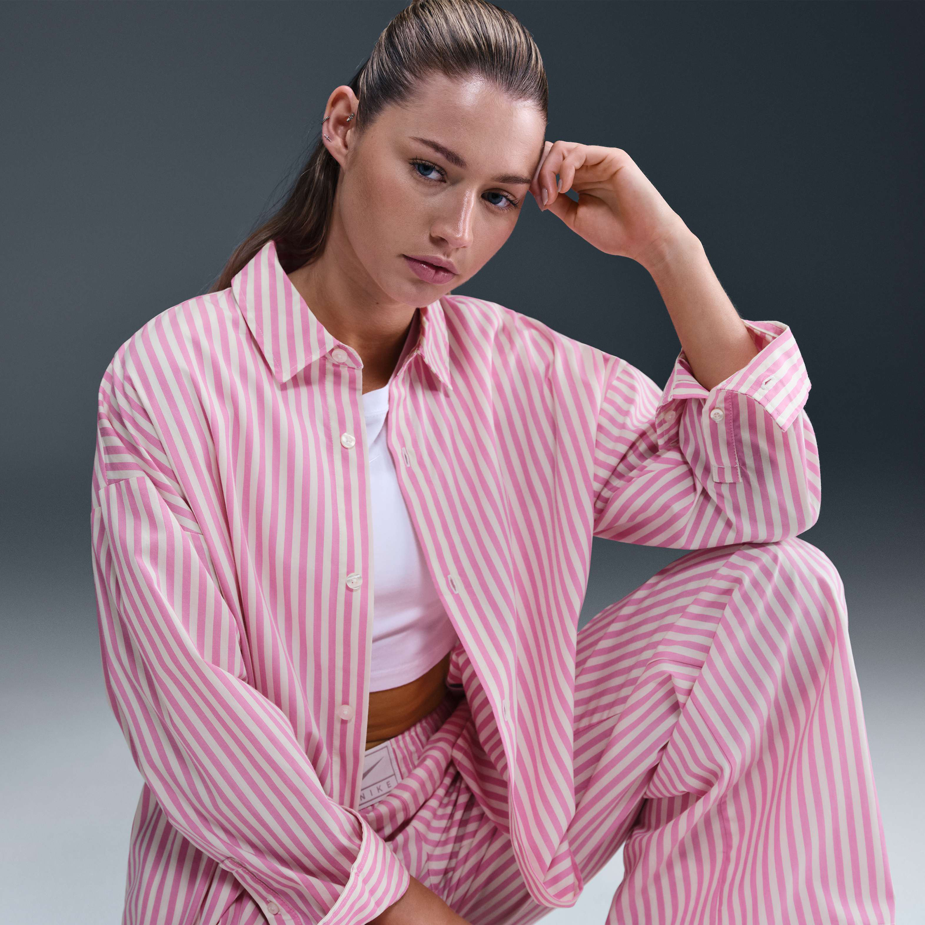 نايكي سبورتسوير تشيل بوبلين image number 2