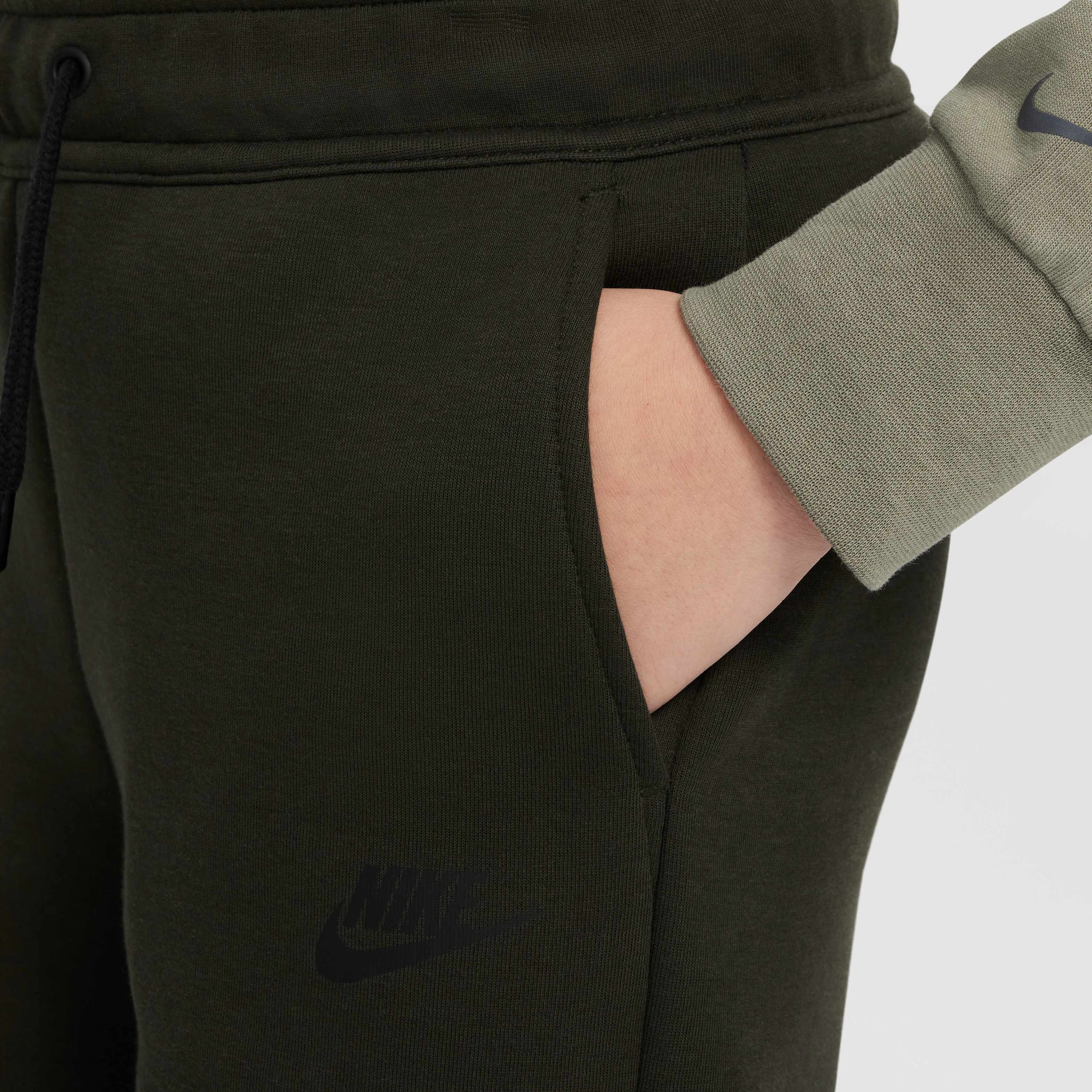 نايكي تك فليس image number 4