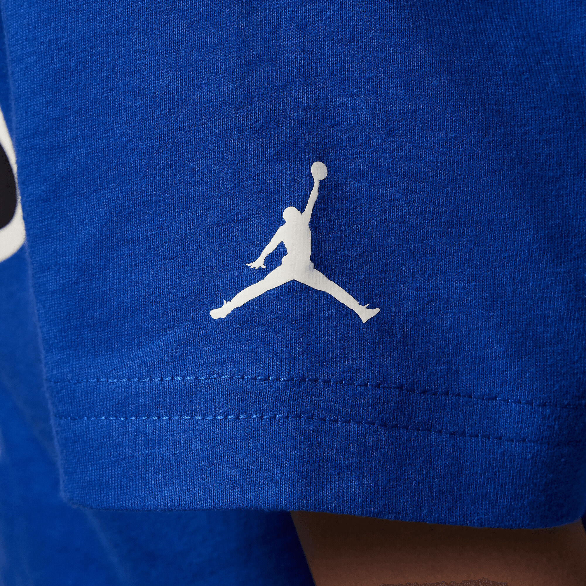 Jordan Essentials image number 4