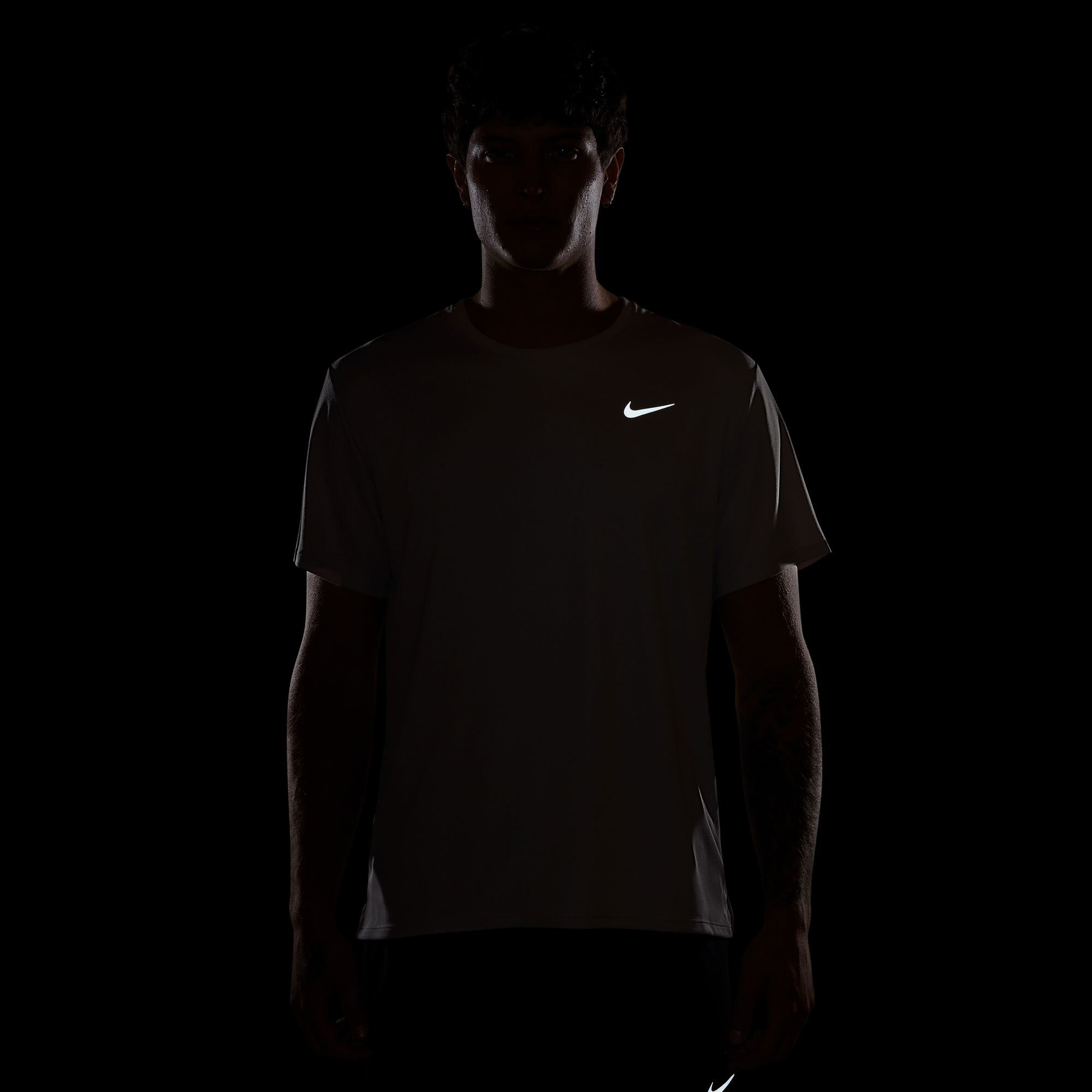 نايكي ميلر image number 5