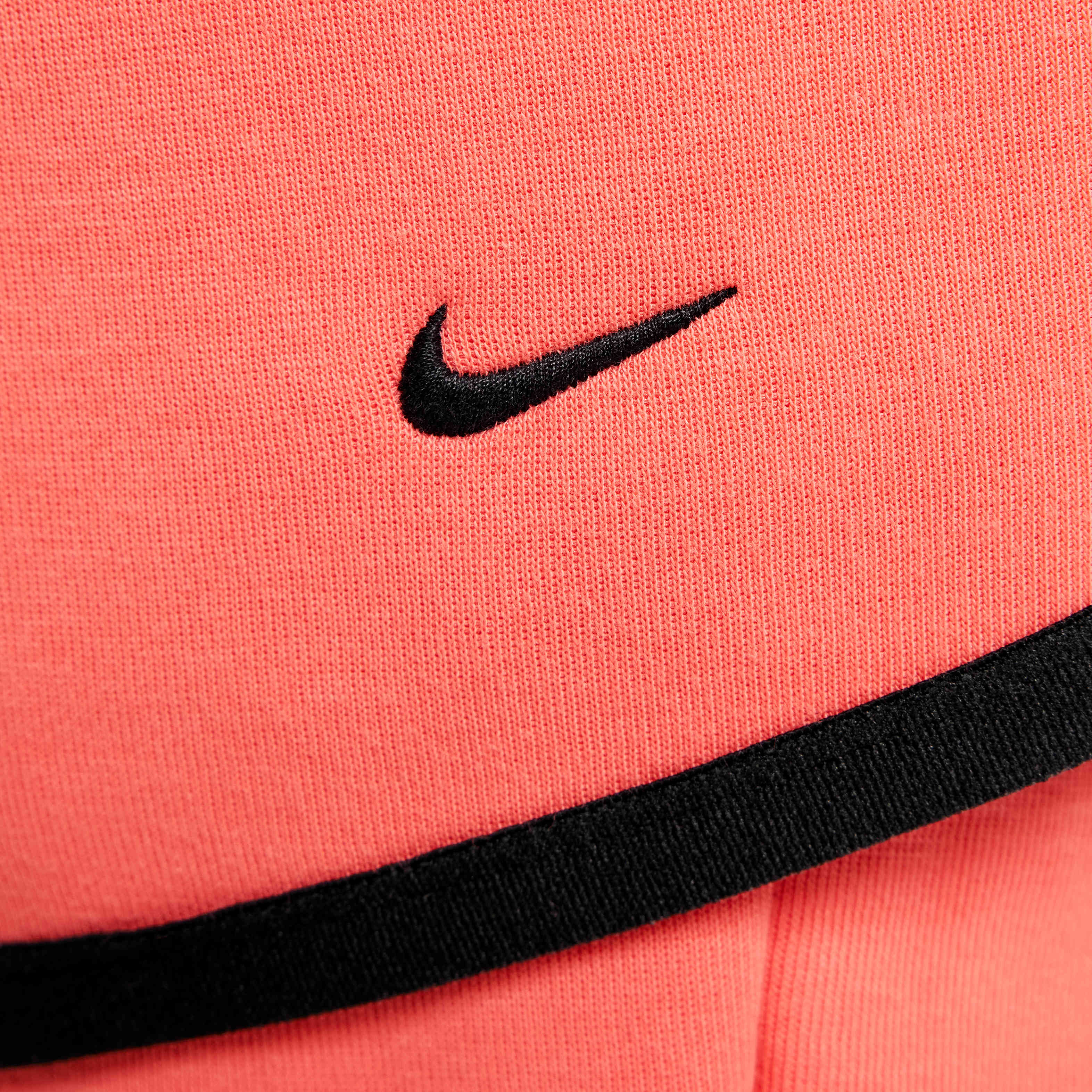 Nike Sportswear Tech Fleece image number 6