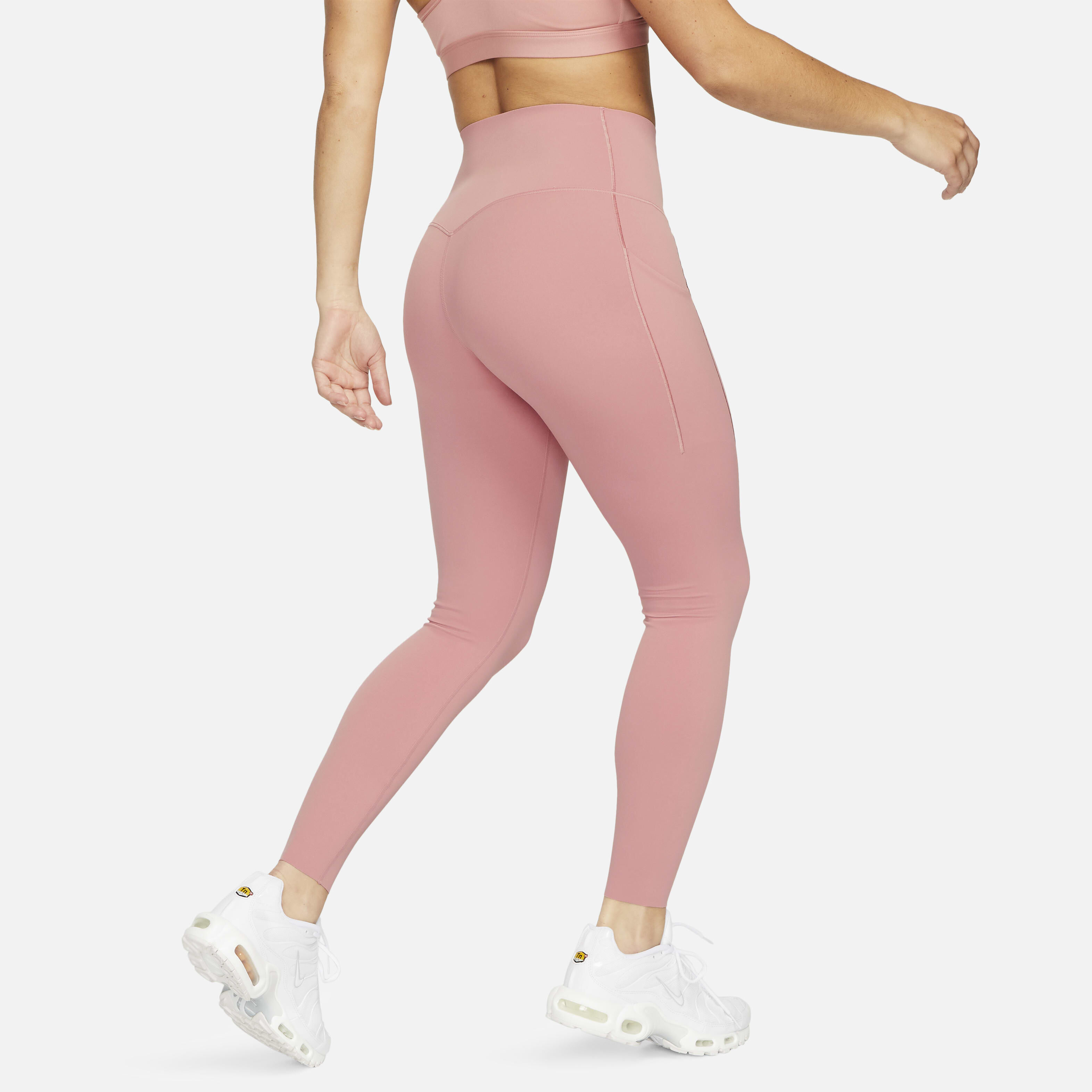 Buy Nike Universa Women s Medium Support High Waisted 7 8 Leggings with Pockets Nike UAE Official