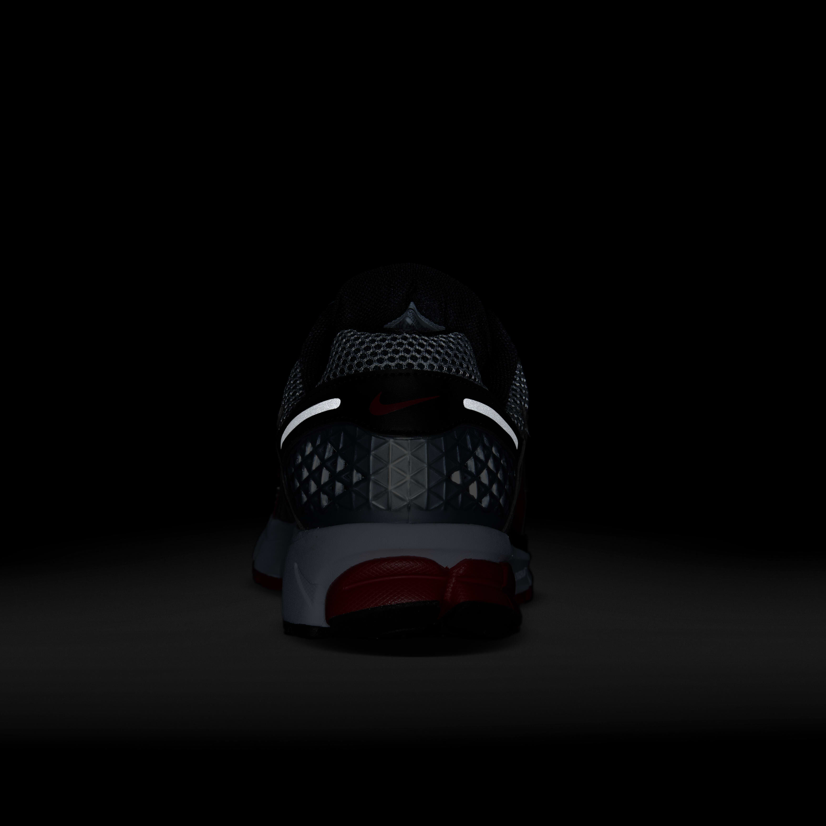 Nike Zoom Vomero 5 image number 9