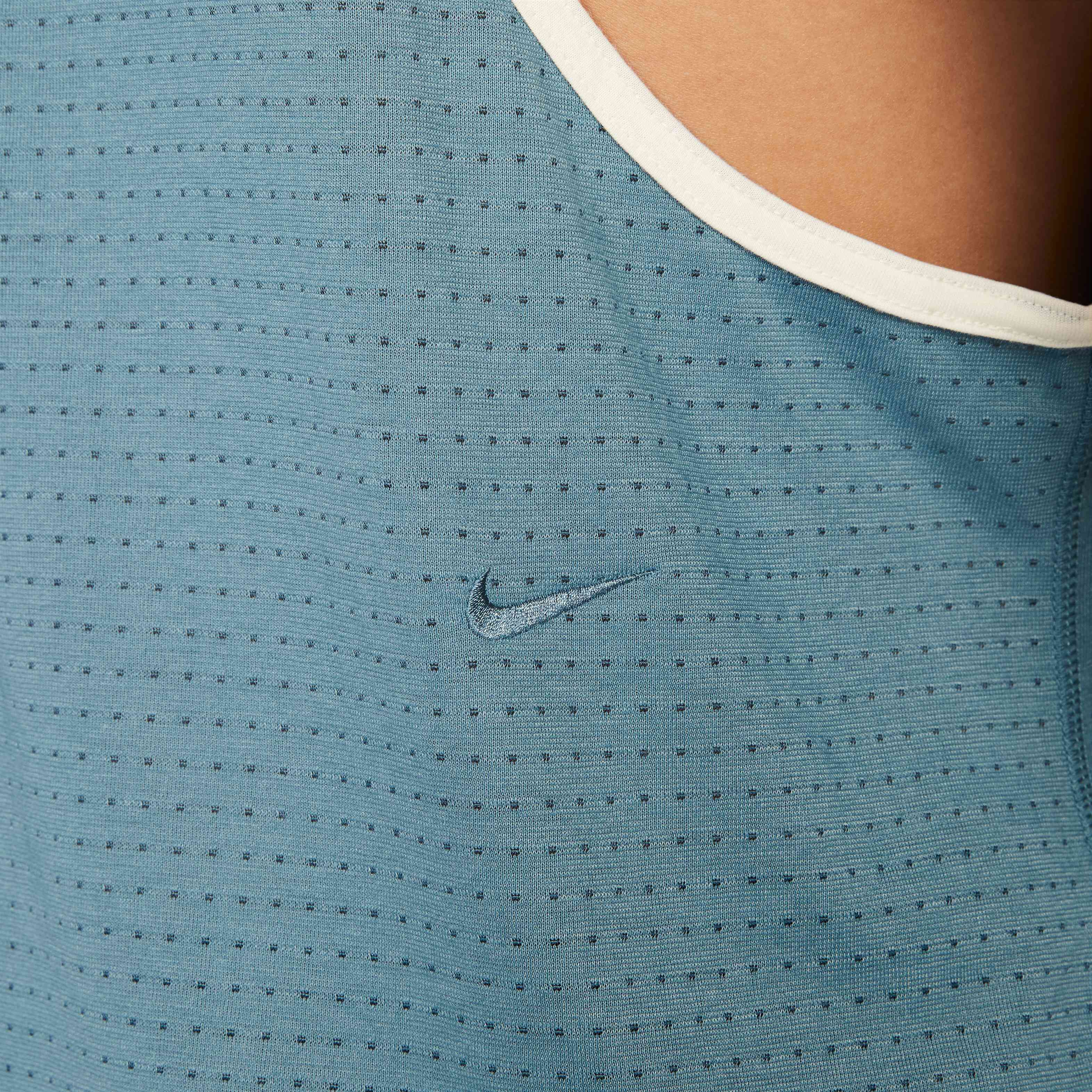 نايكي جيم هيرتدج image number 4