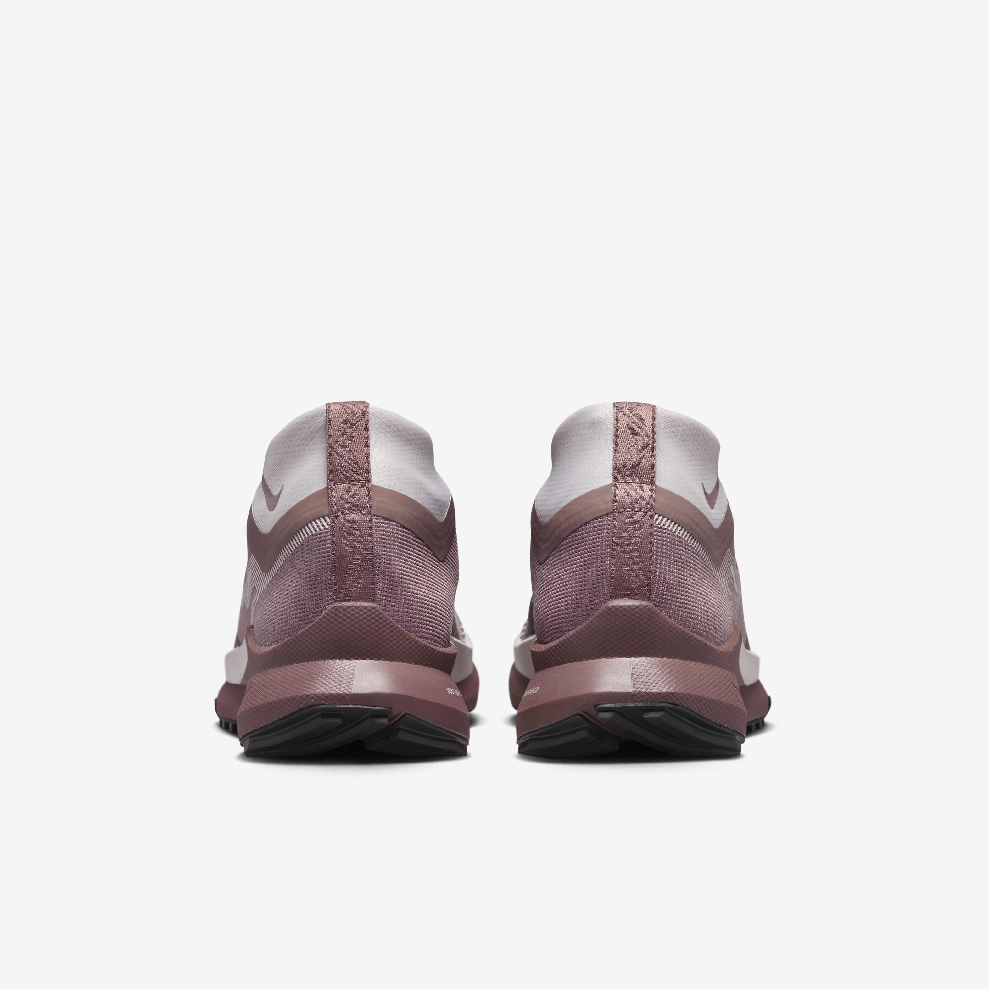 نايكي رياكت بيجاسوس تريل 4 جور-تيكس image number 5