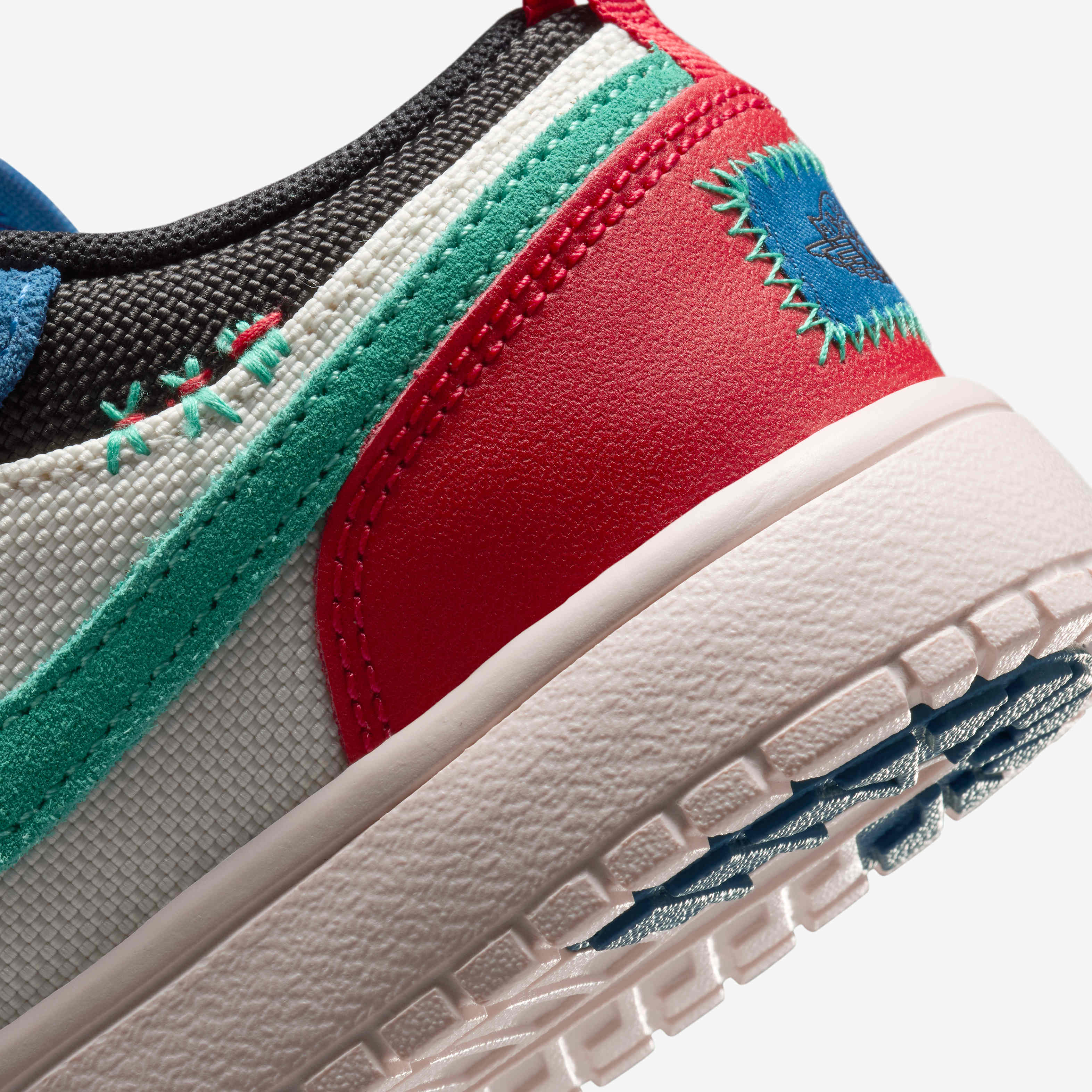 Jordan 1 Low Alt SE image number 7