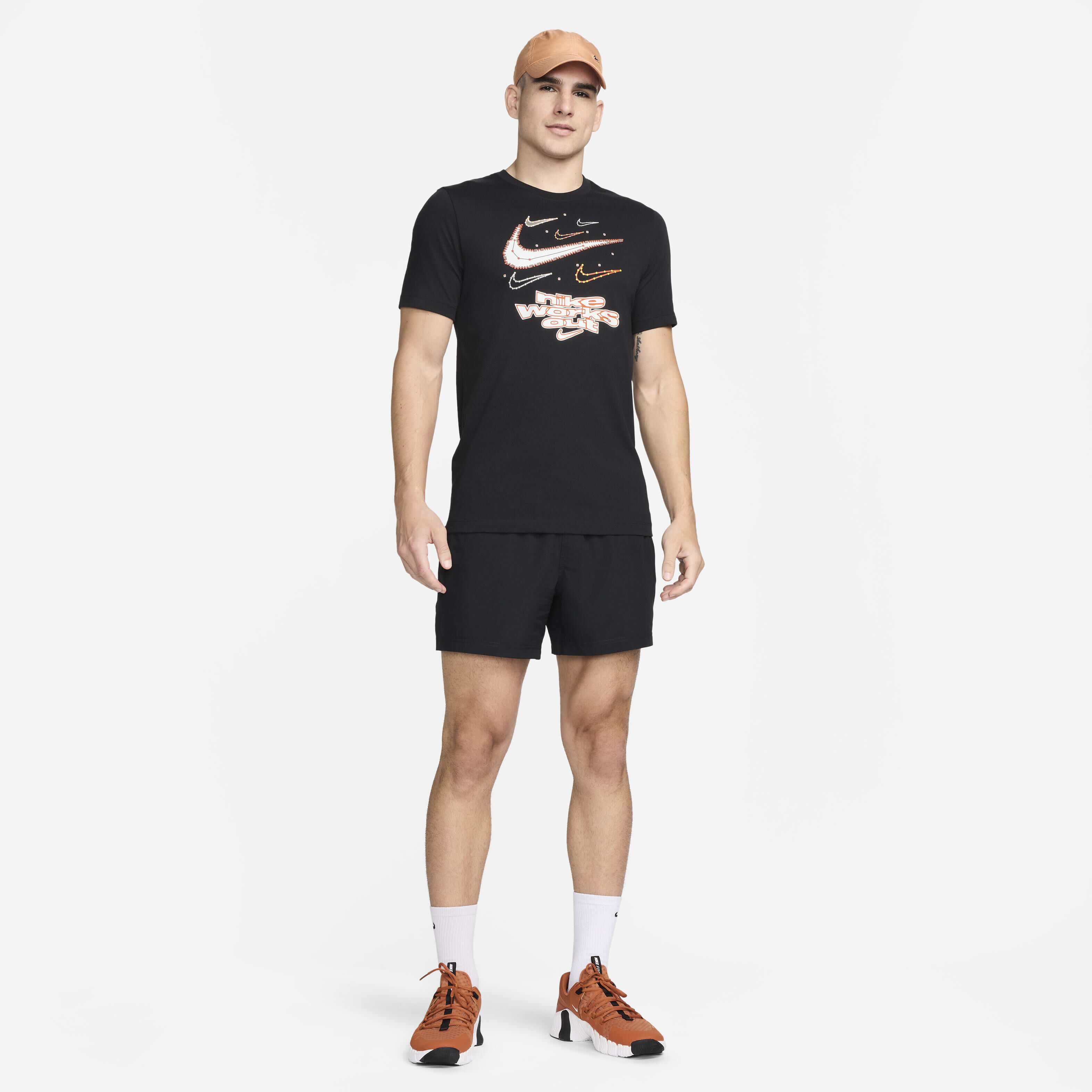 Nike image number 3