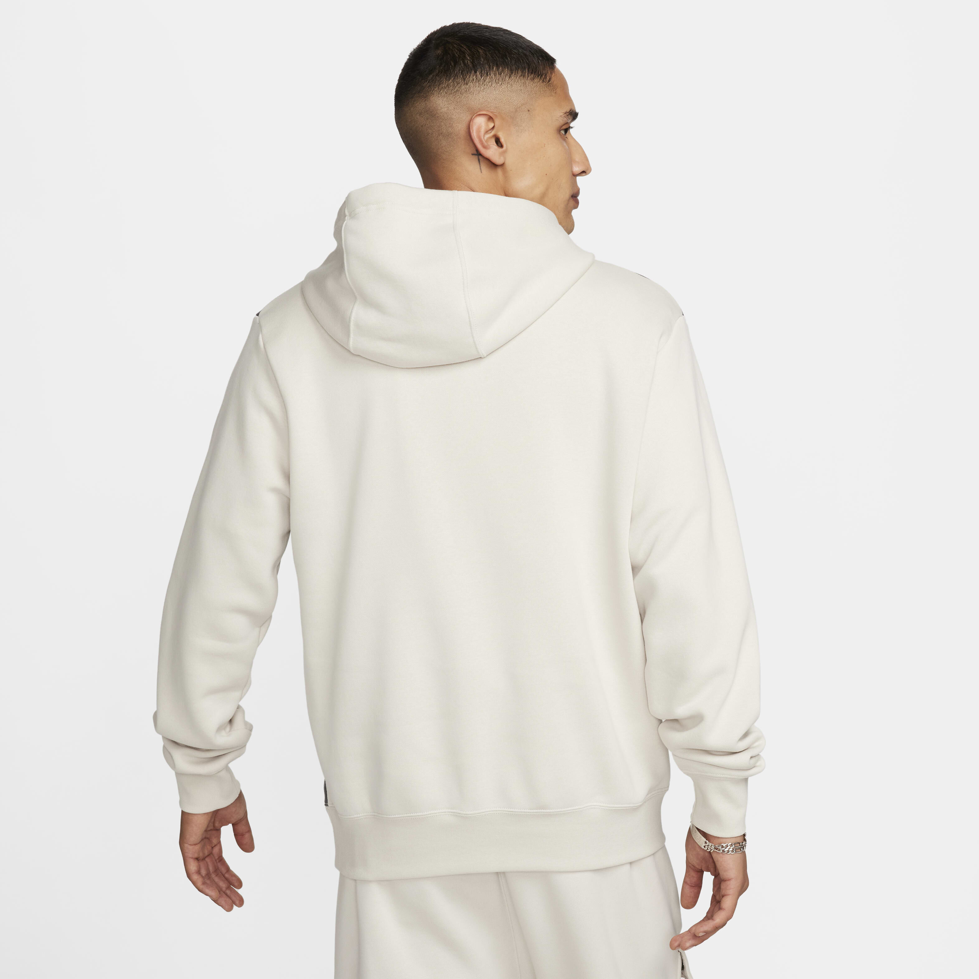 اير image number 1
