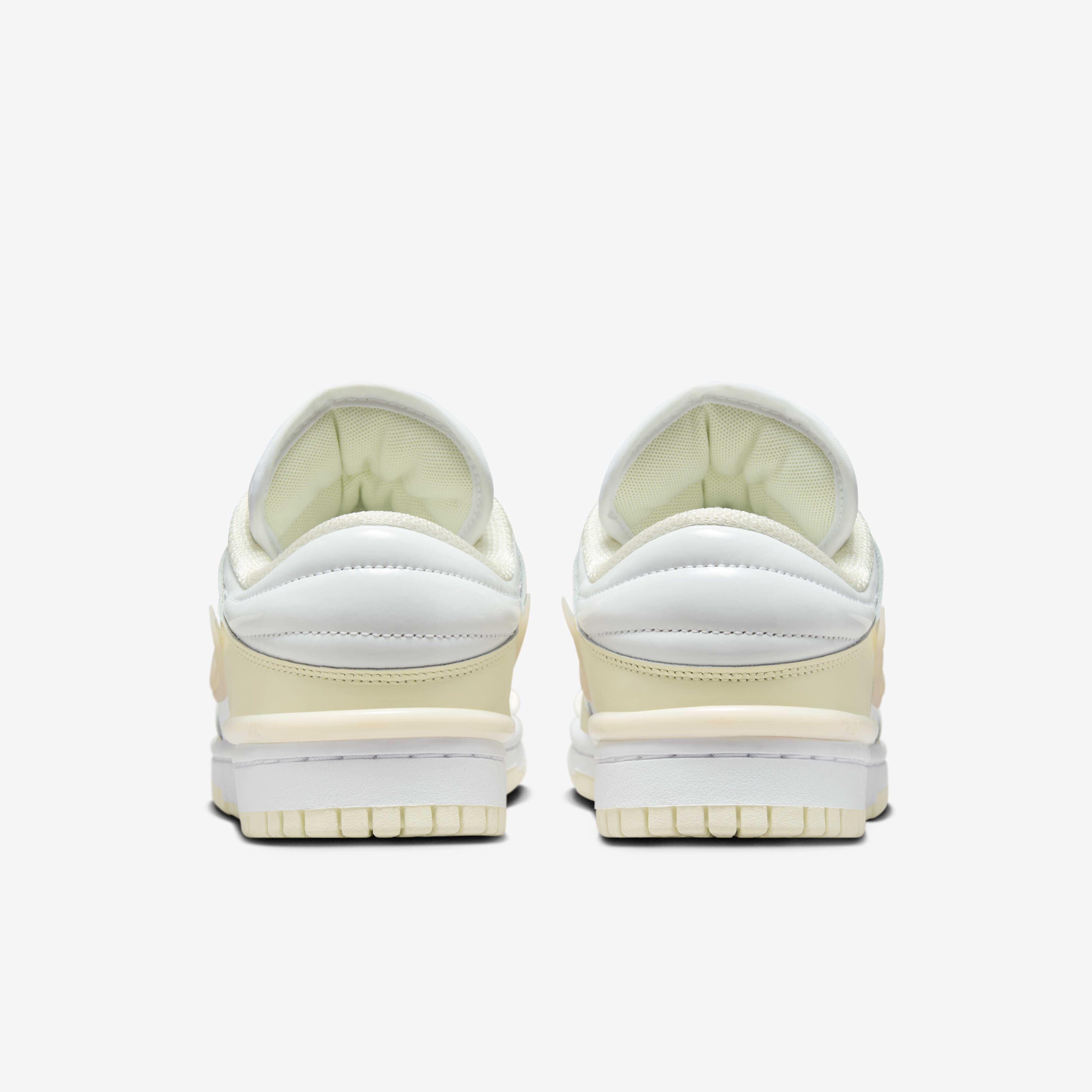 نايكي دانك لو تويست image number 5