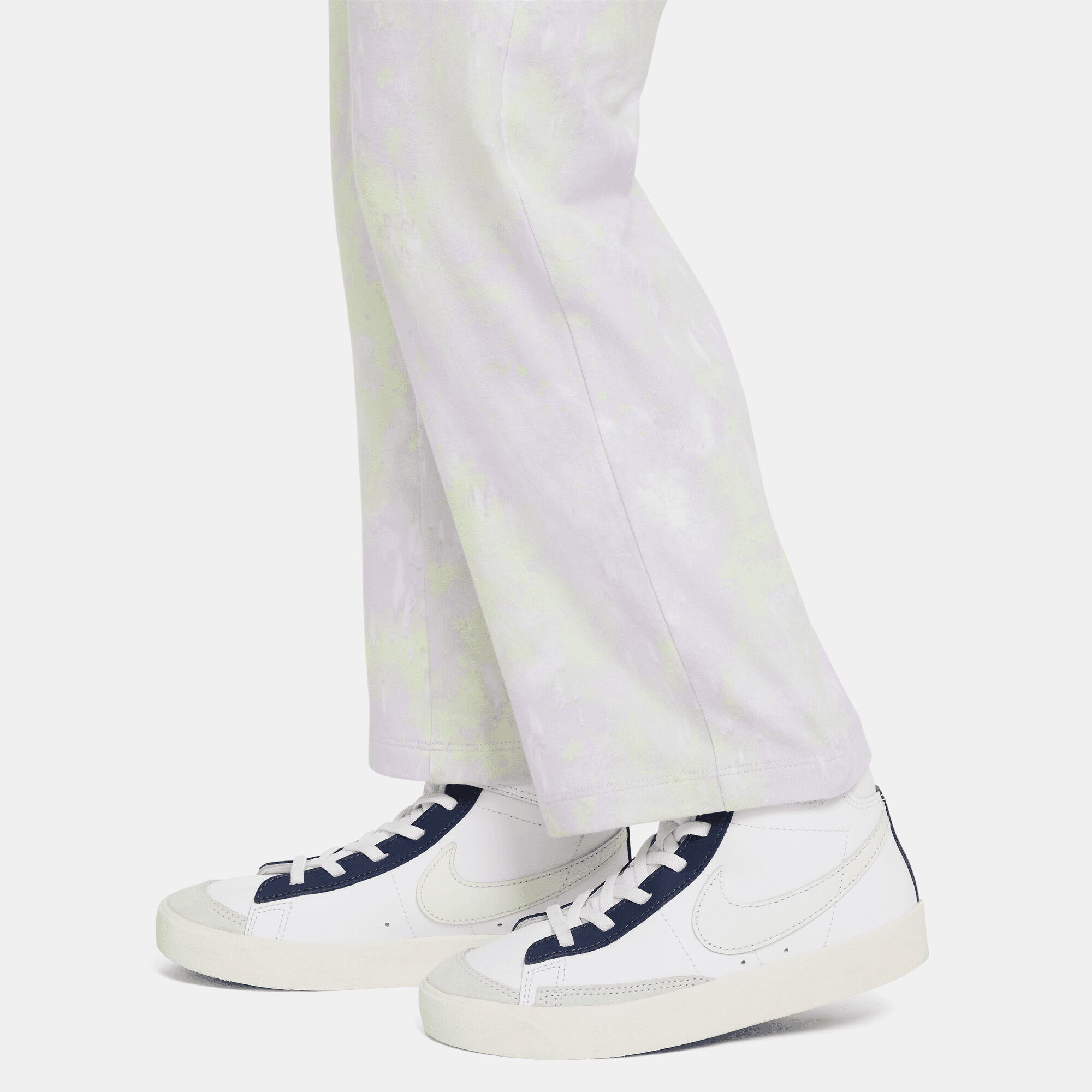 نايكي كلوب image number 5