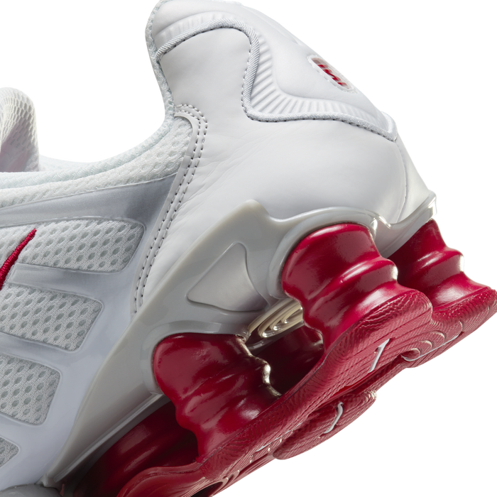 Basket nike top shox homme