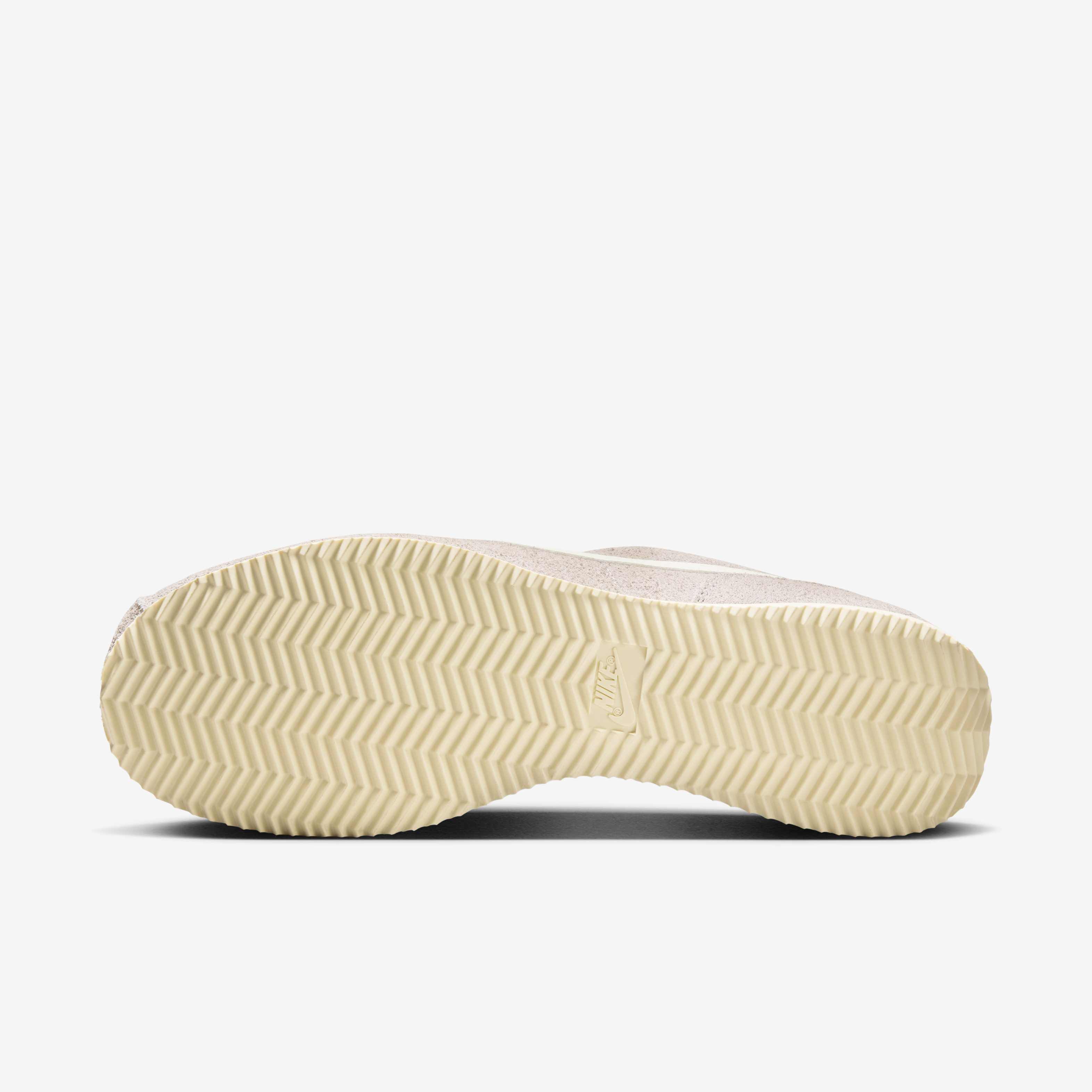 Nike Cortez SE Suede image number 1