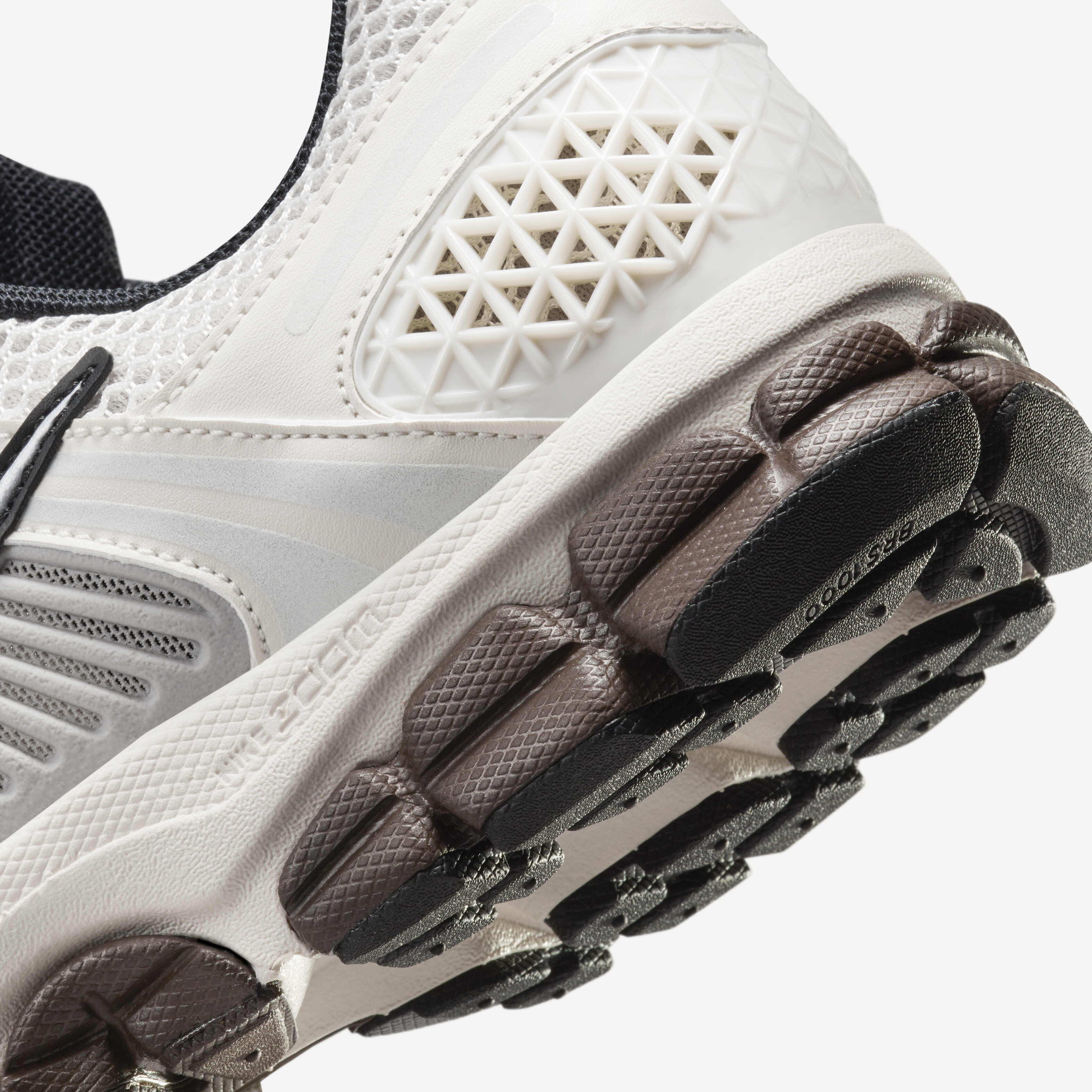 نايكي زووم فوميرو 5 image number 8