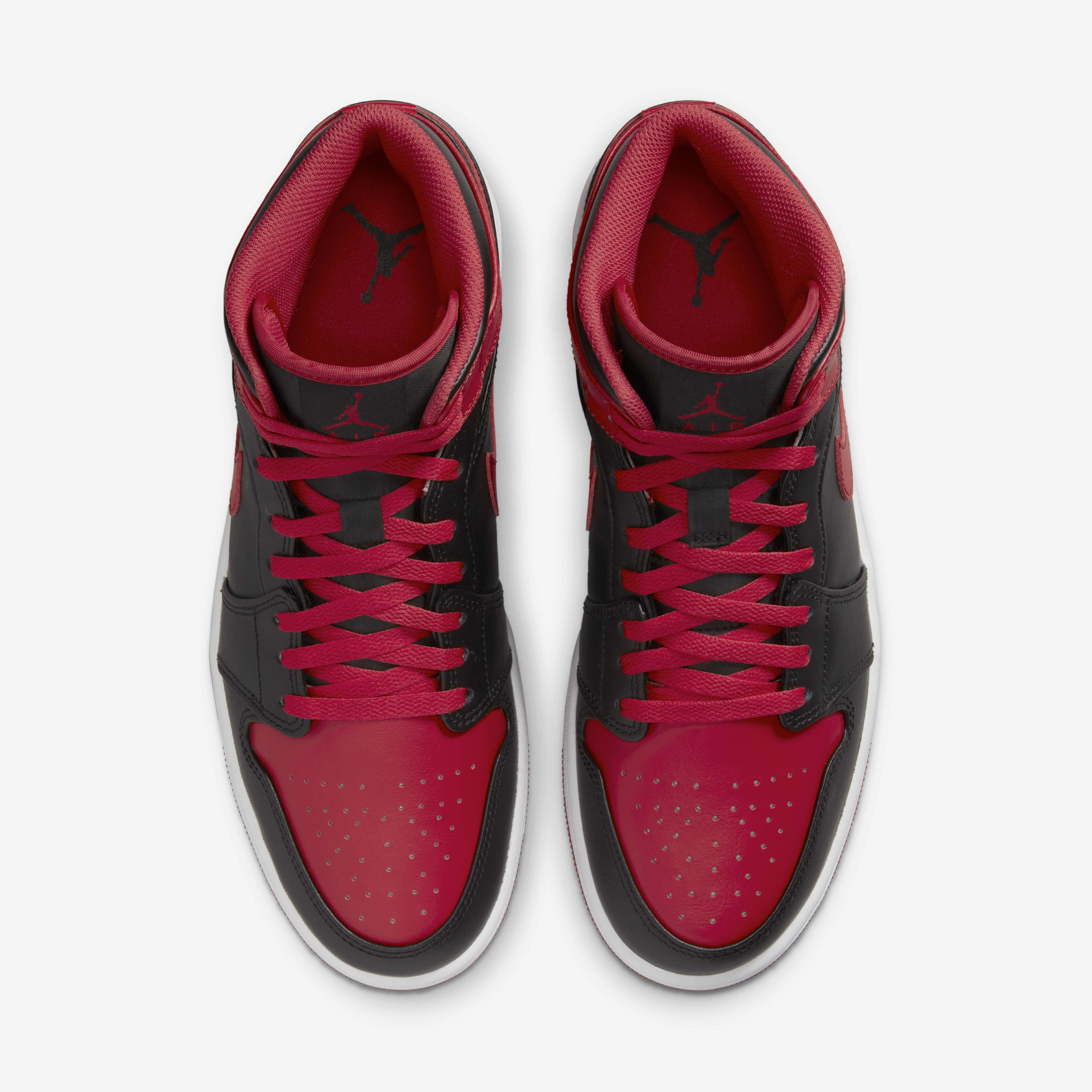 Air Jordan 1 Mid image number 3