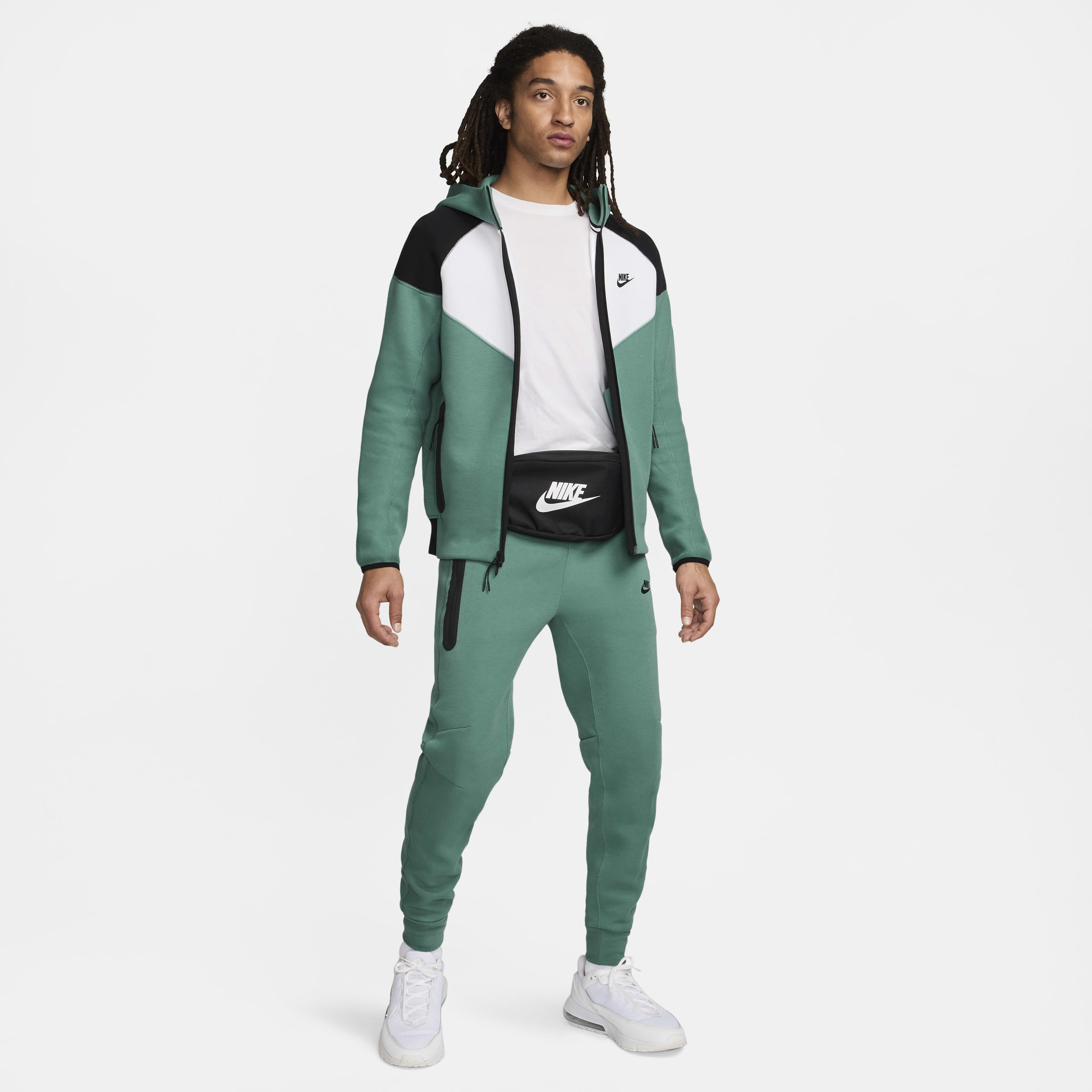 Nike Sportswear Tech Fleece