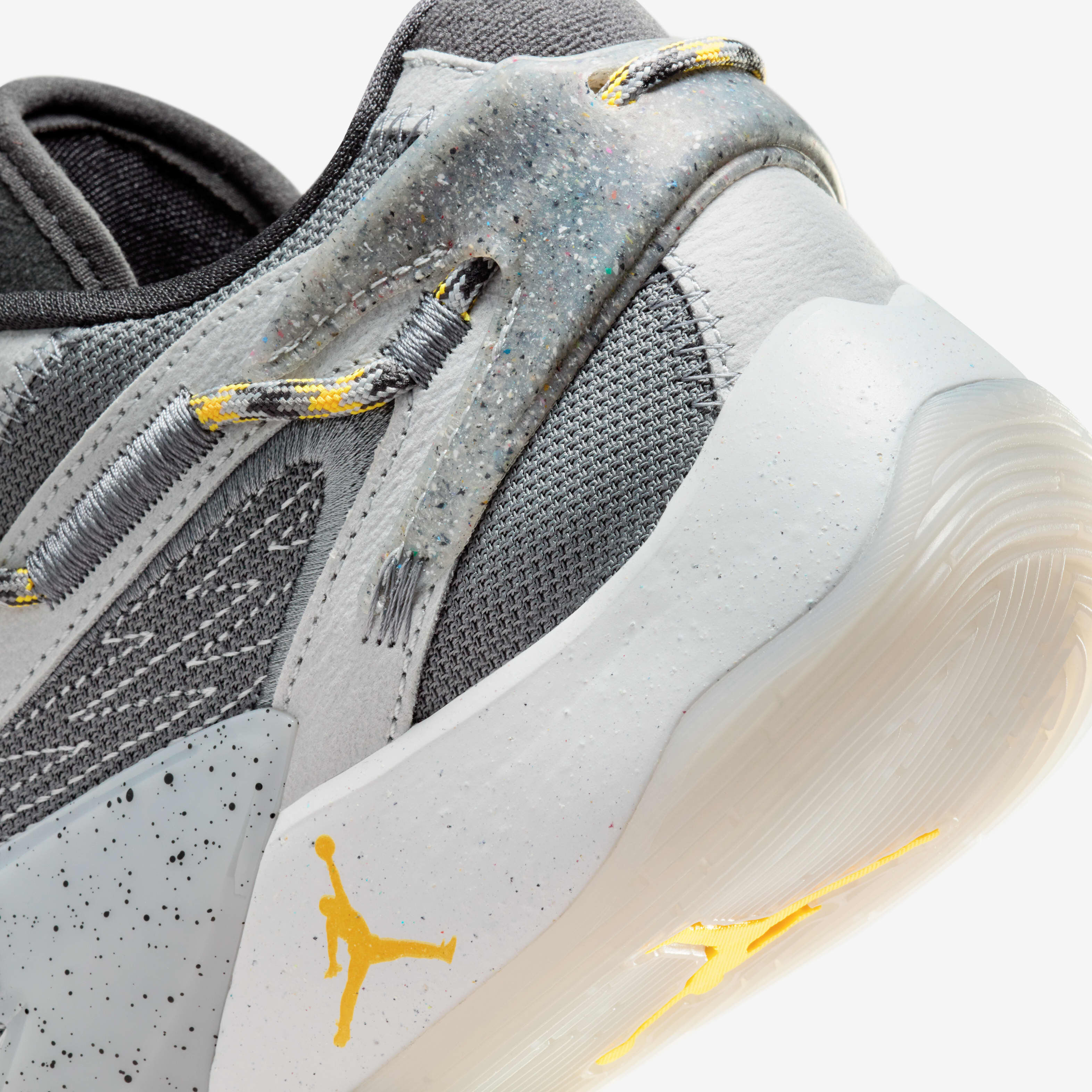 Luka 2 'Dragon Bridge' image number 7