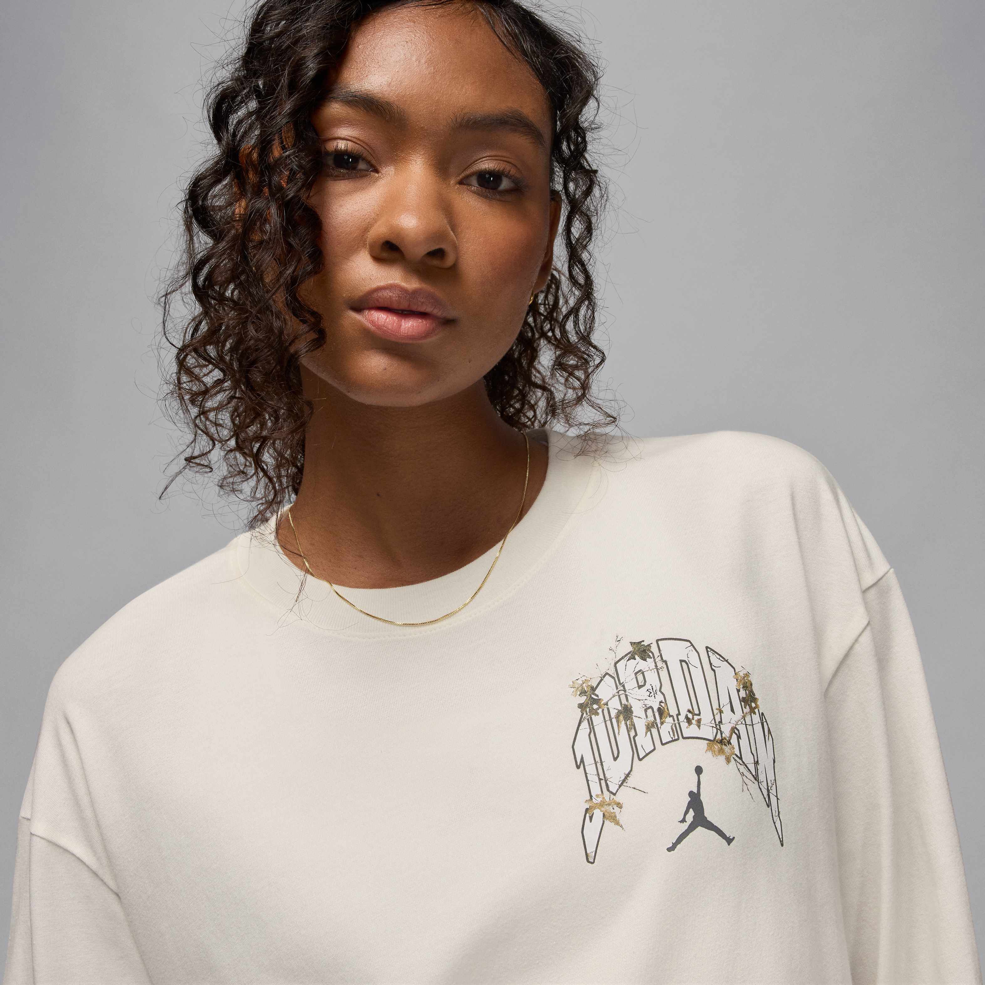 Jordan Brooklyn image number 2