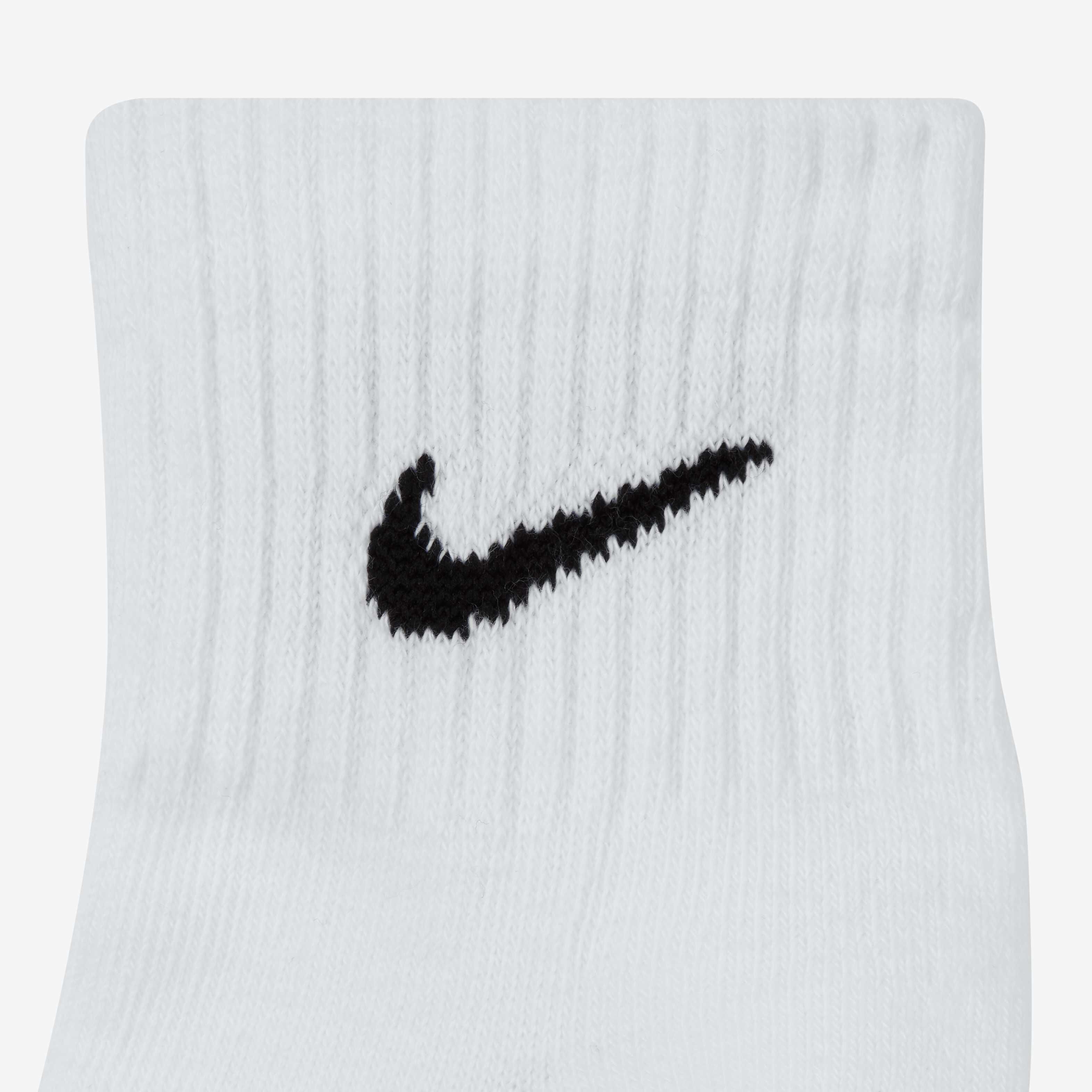 Nike Everyday Cushioned image number 3