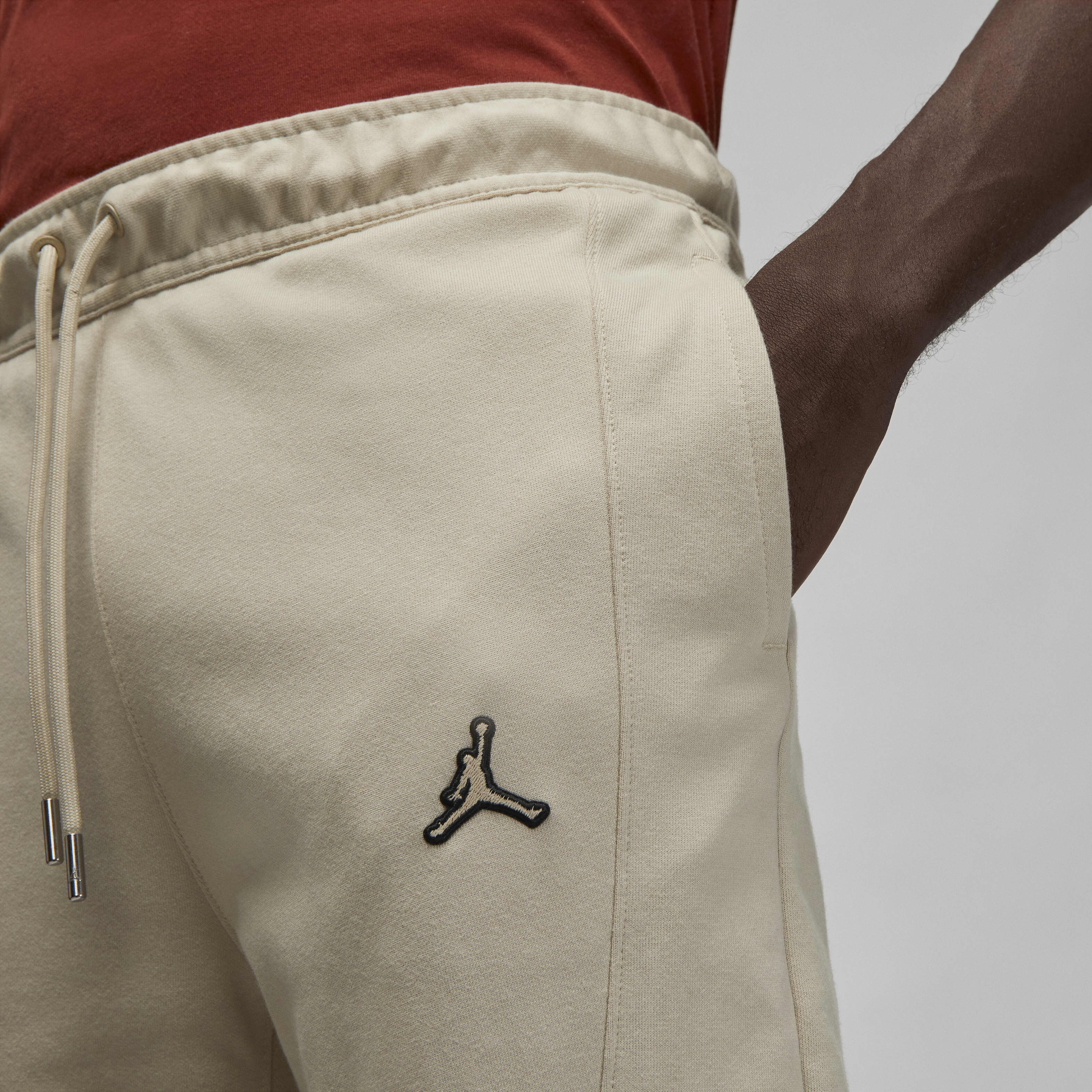 Jordan Essentials image number 2