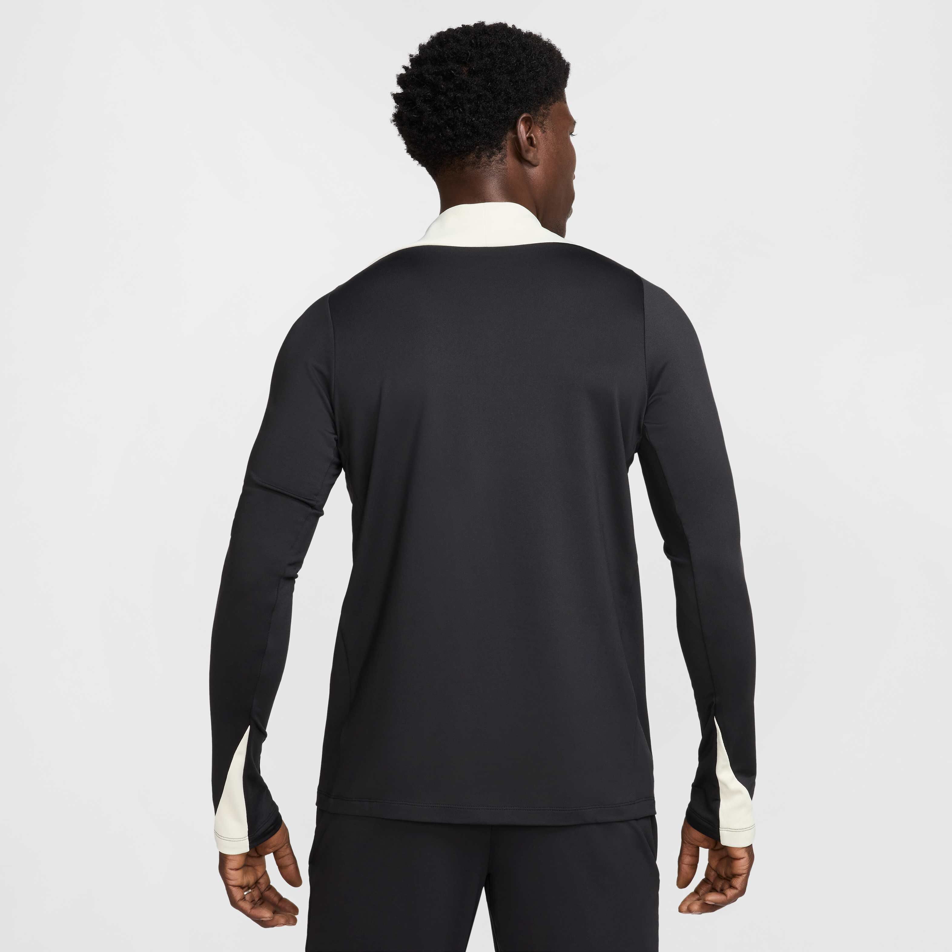 Liverpool F.C. Strike Special Edition image number 1