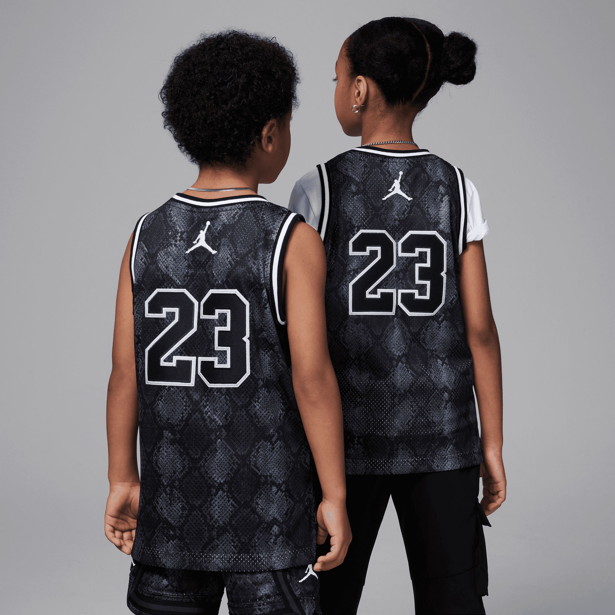 جوردن 23 image number 2