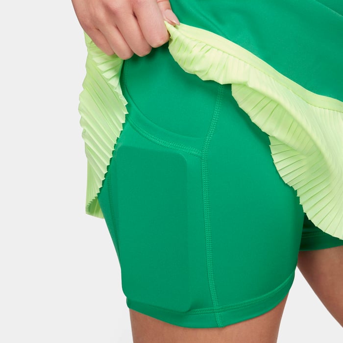 Nike Advantage image number 4 Nike Advantage image number 4