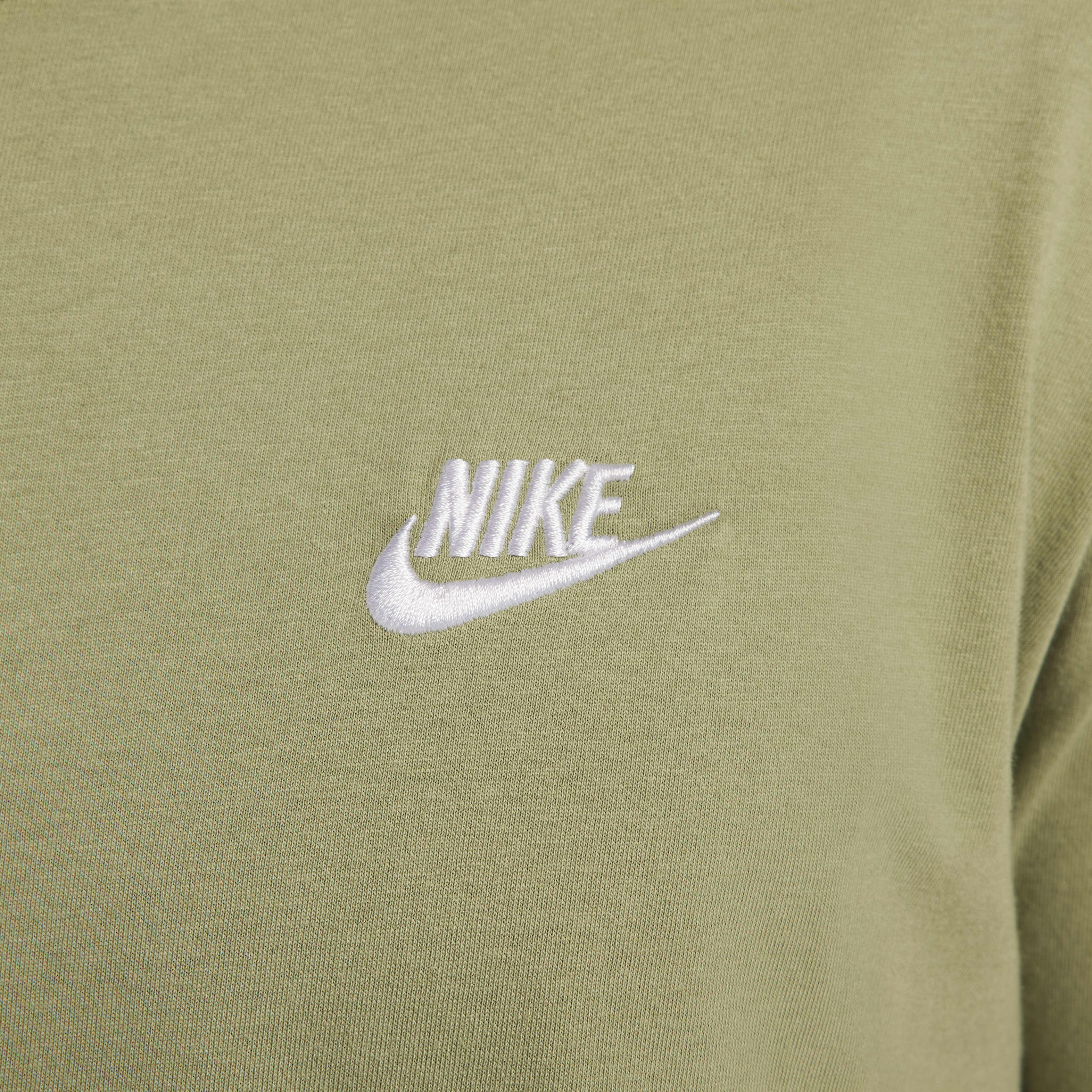 Nike Sportswear Club image number 4