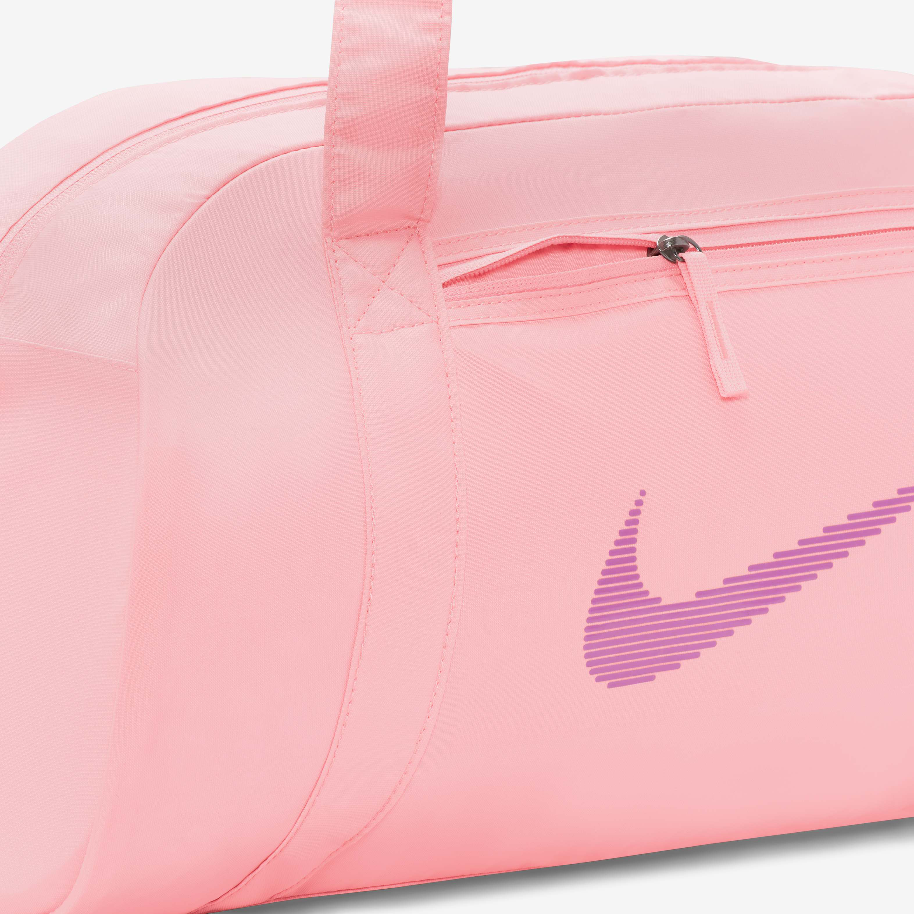 نايكي جيم كلوب image number 6