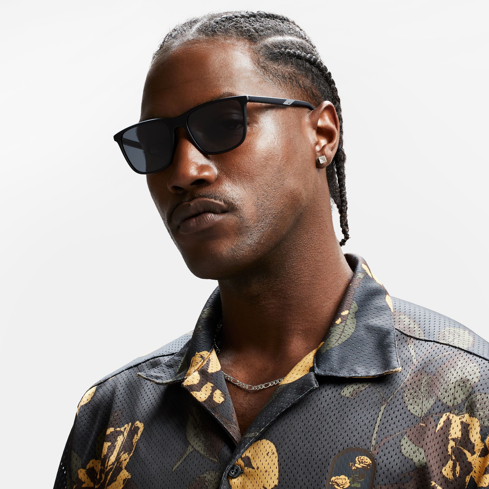 نايكي ستيت image number 0