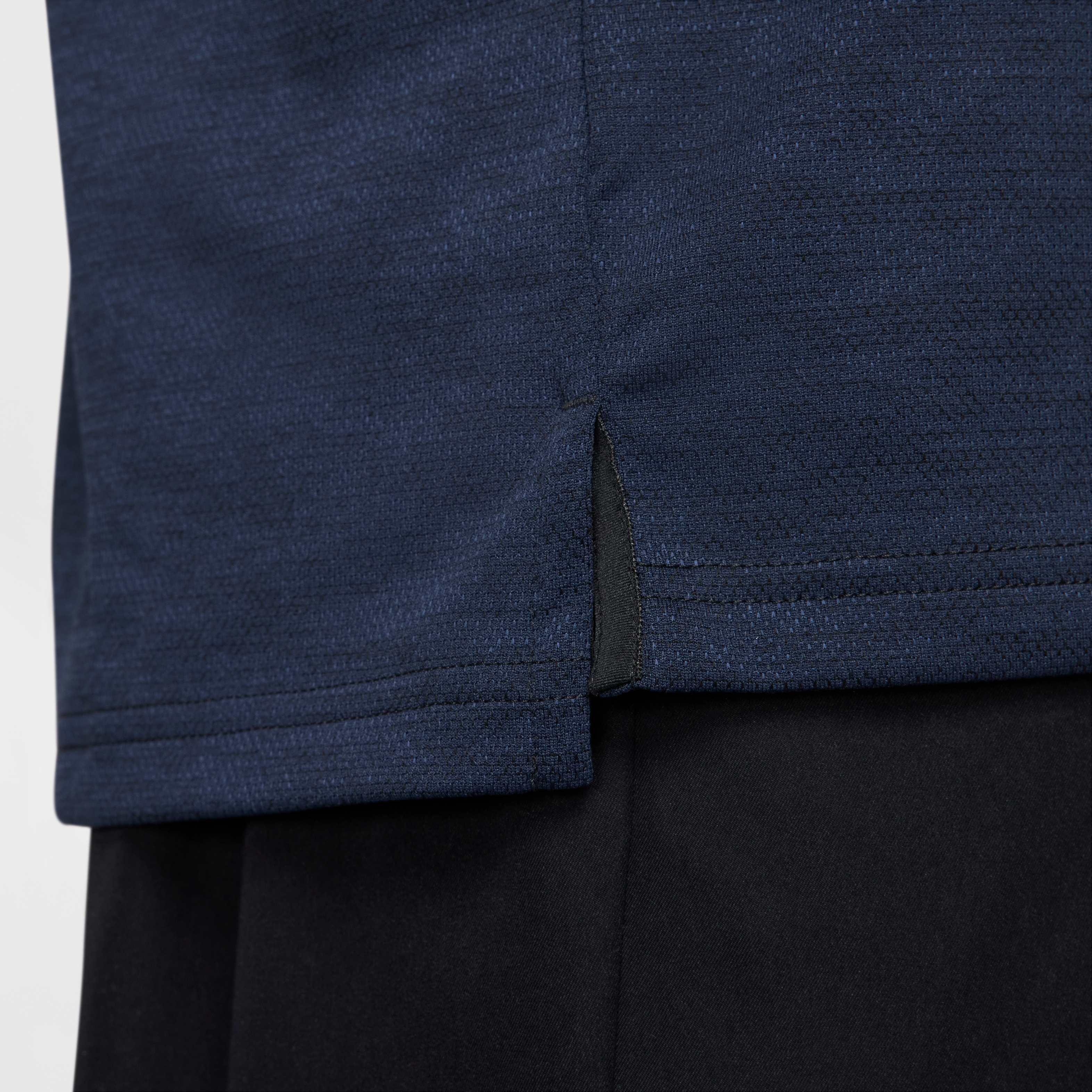 Nike Tour image number 3