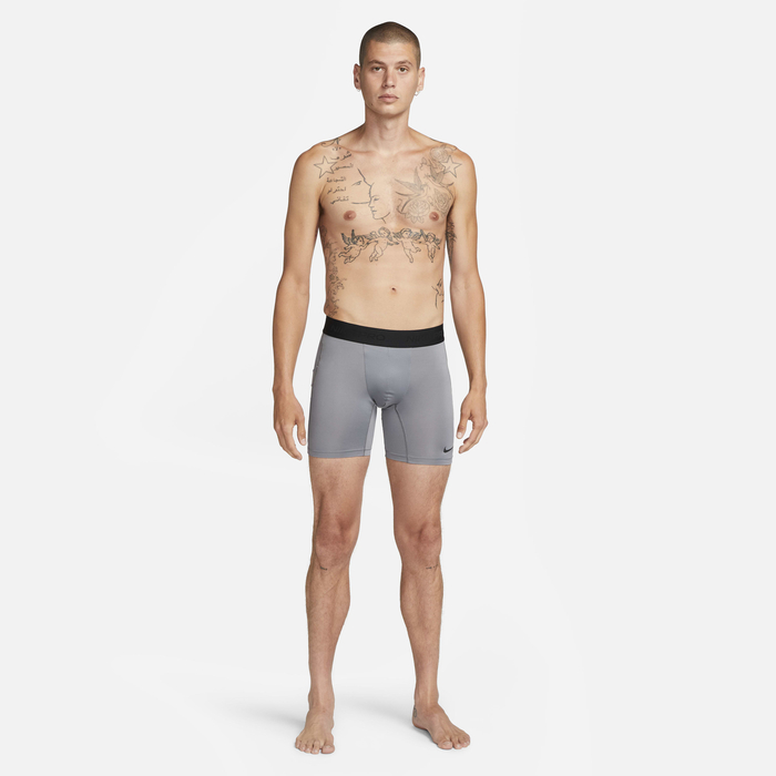 نايكي برو image number 7 نايكي برو image number 7