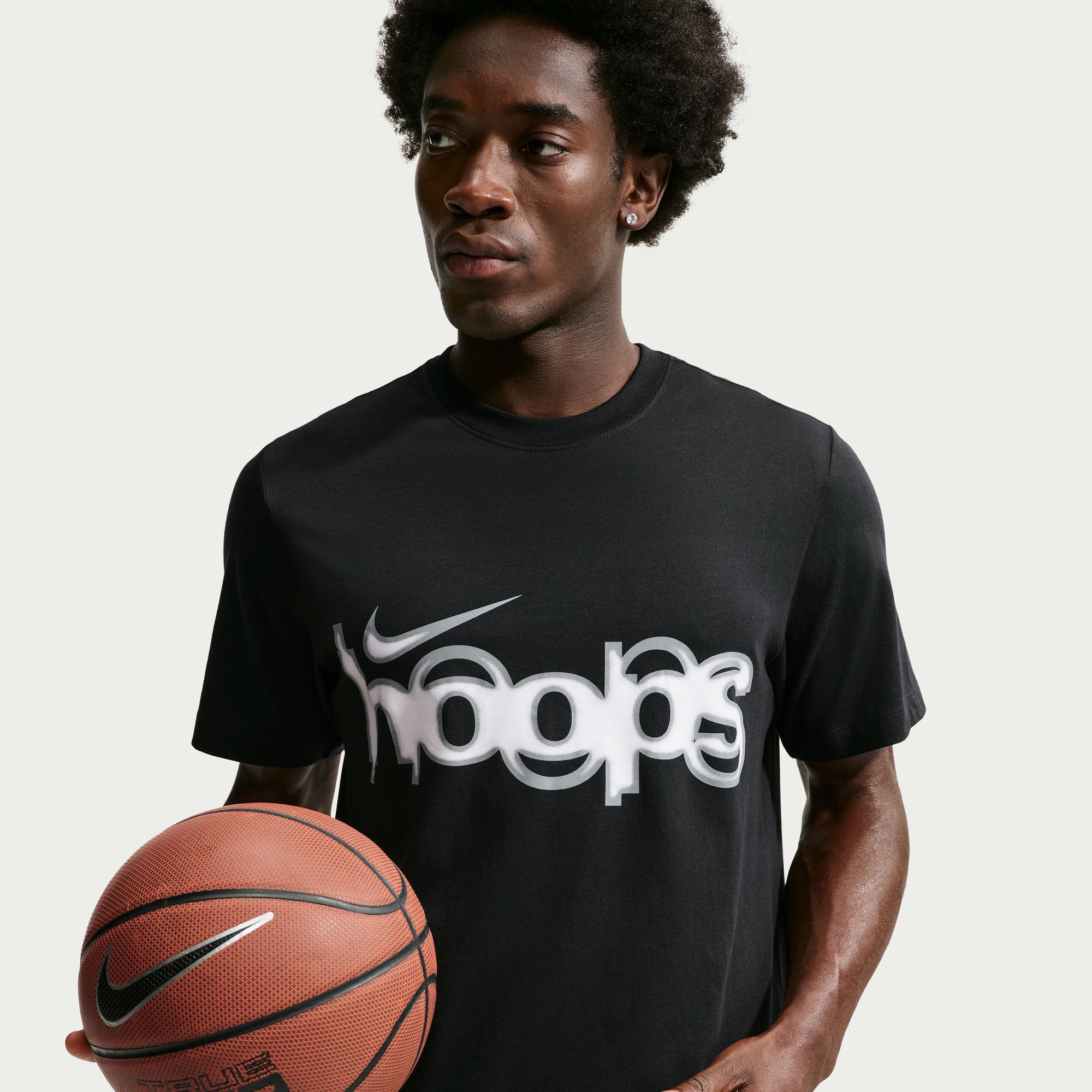 Nike image number 2