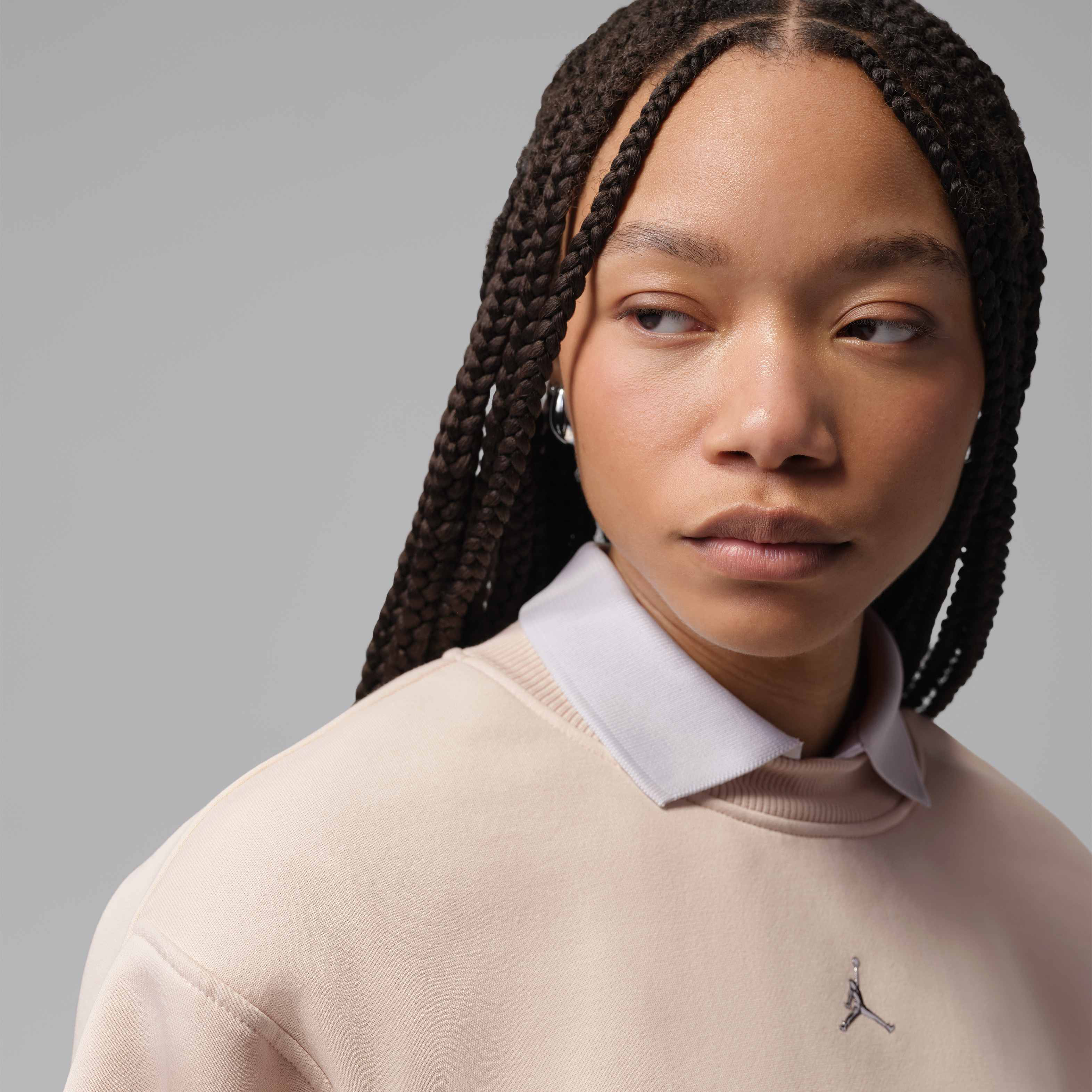 Jordan Brooklyn image number 2