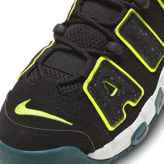 Black and lime clearance green uptempos
