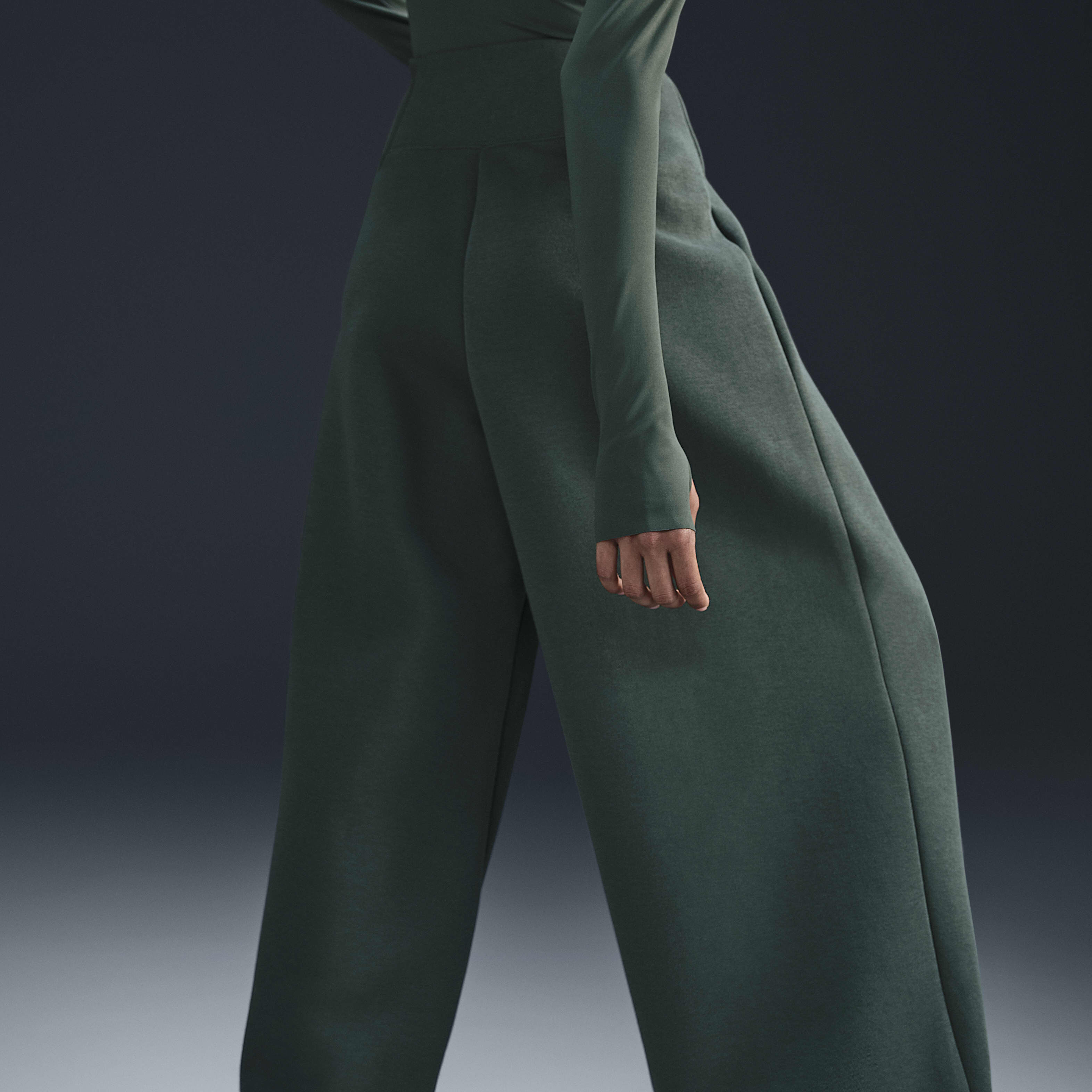 Nike Sportswear Tech Fleece image number 4