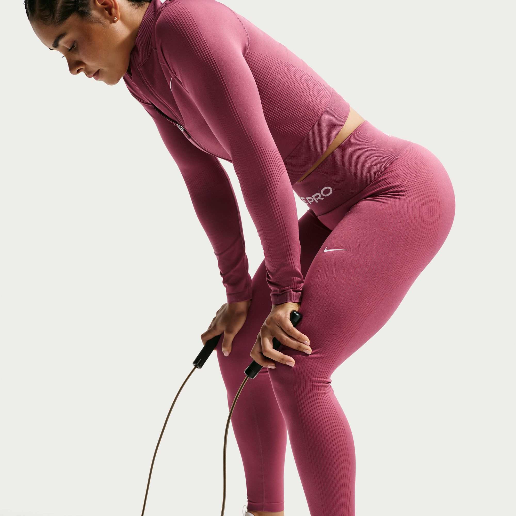 Nike Pro Seamless image number 4