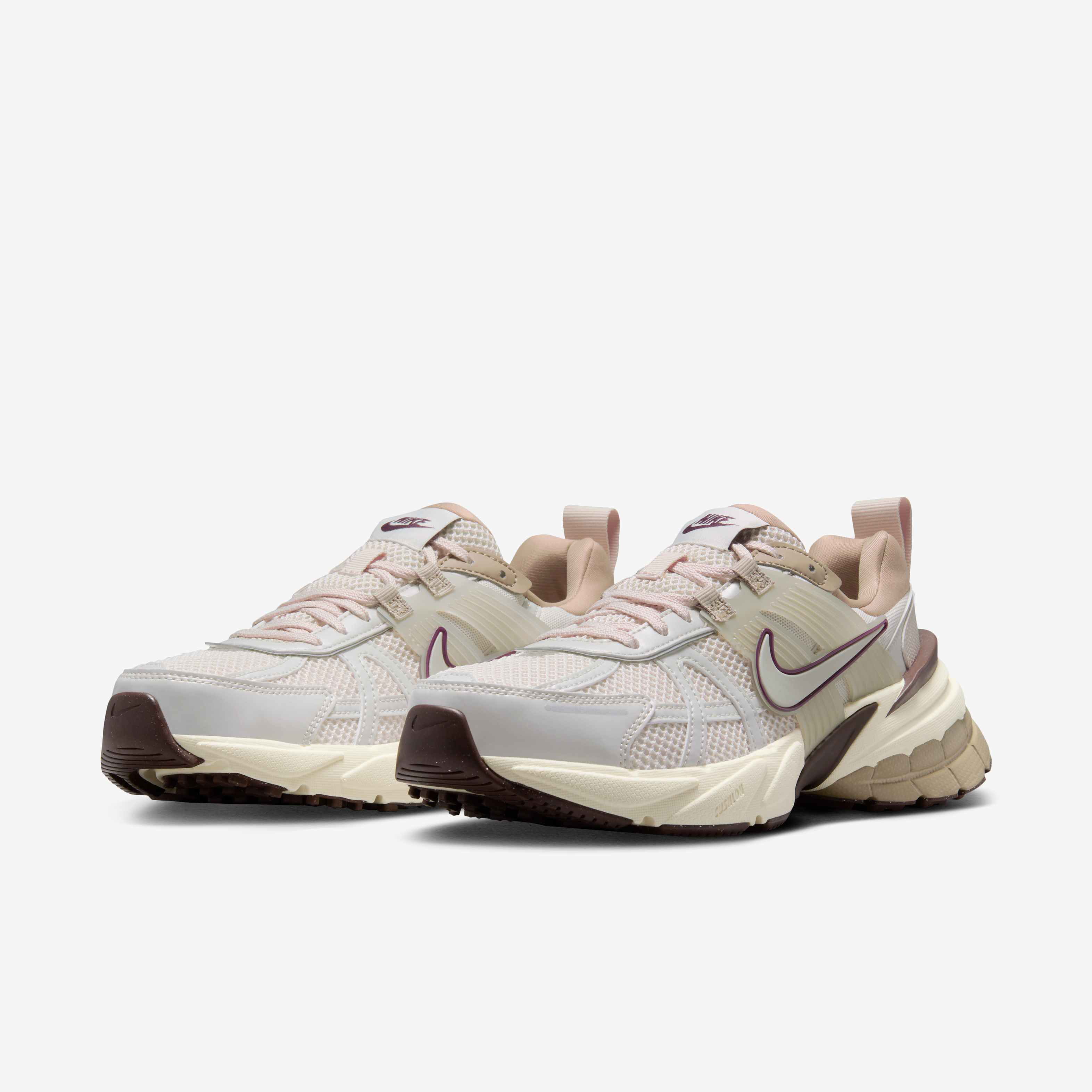 Nike V2K Run image number 4