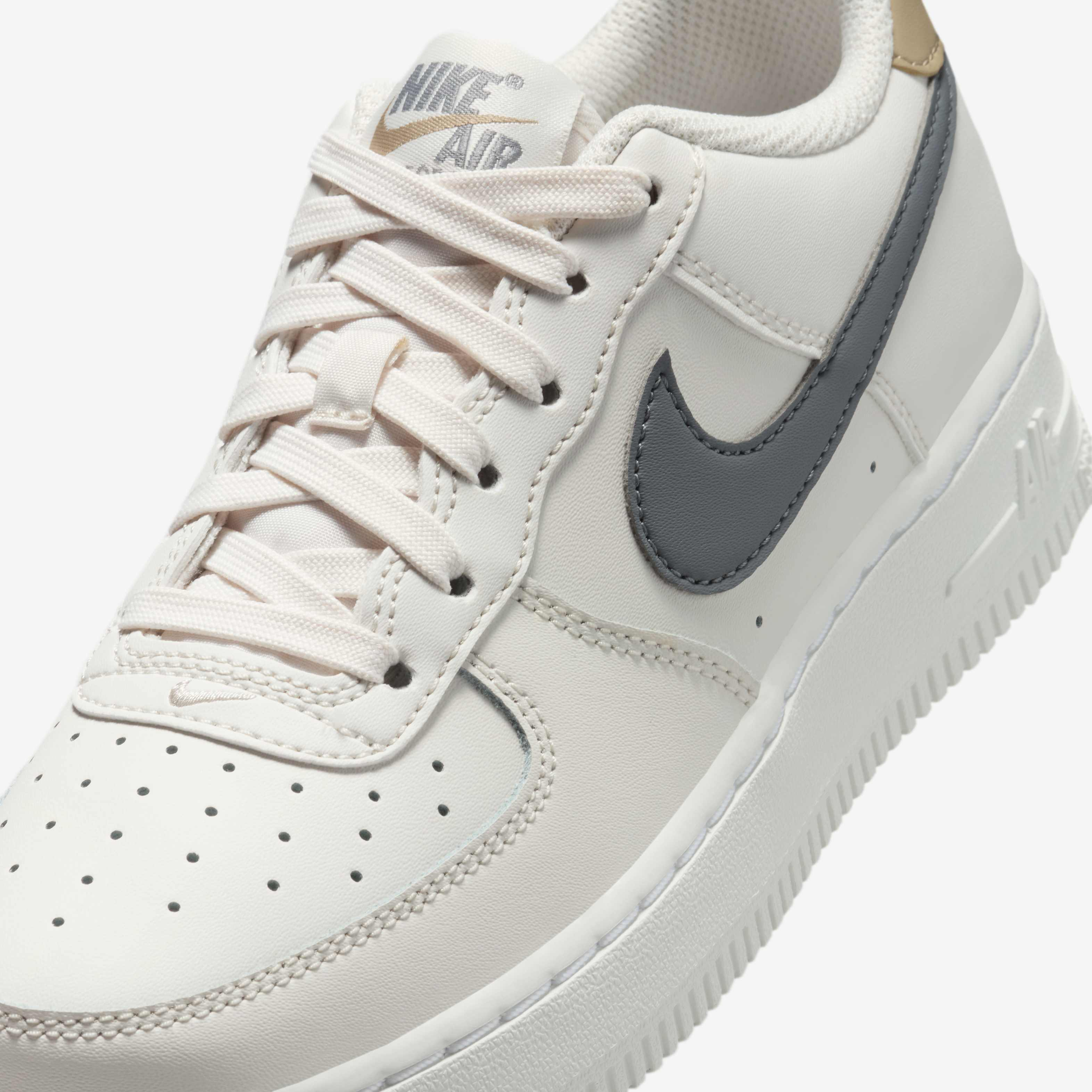 Nike Air Force 1 image number 6