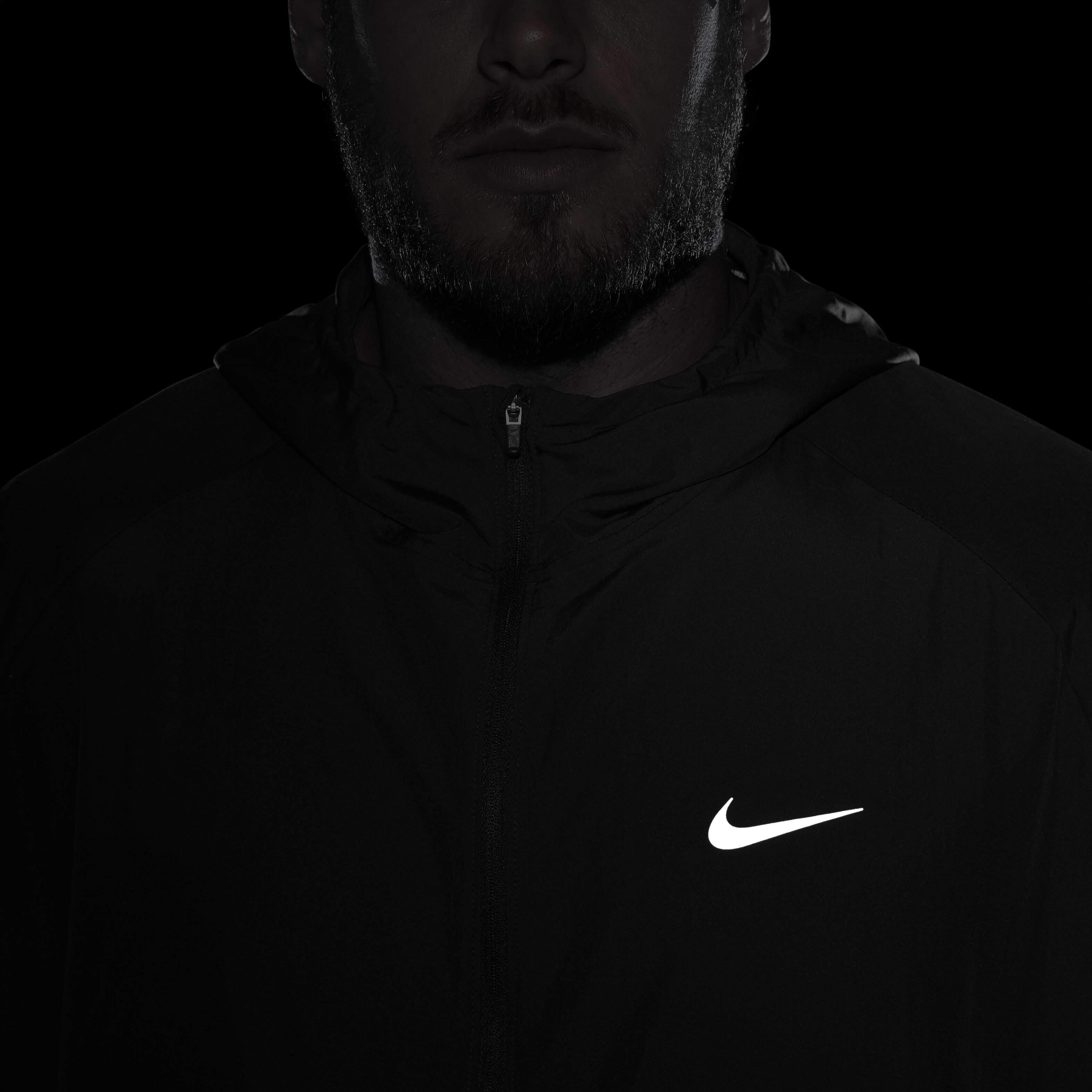 Nike Miler image number 16