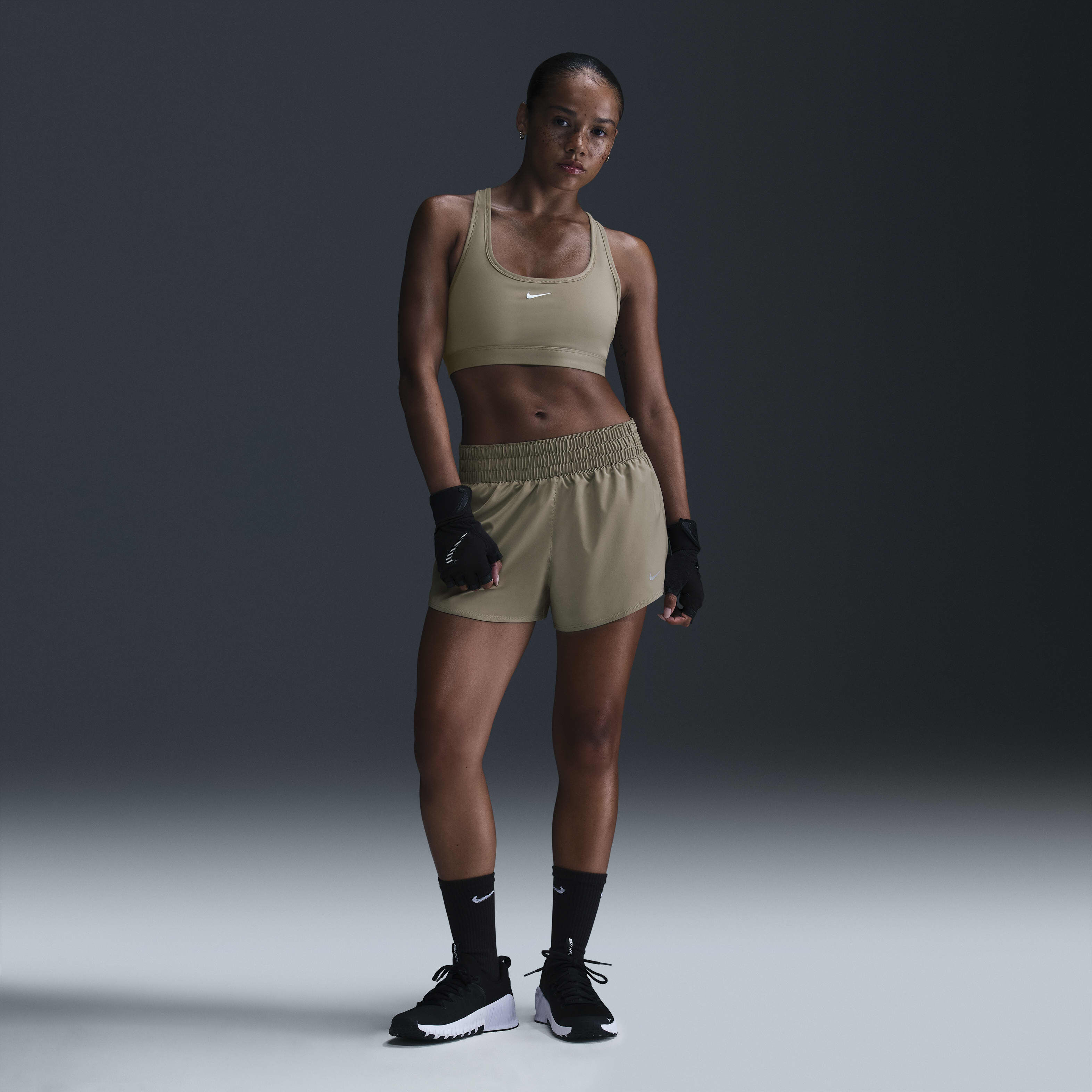 نايكي سووش لايت سابورت image number 3