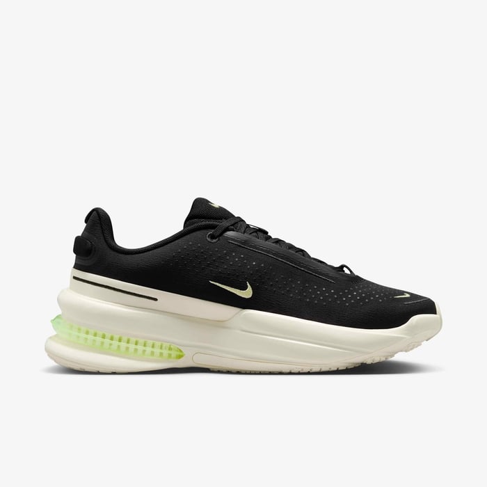 Nike Air Zoom Upturn SC image number 2 Nike Air Zoom Upturn SC image number 2