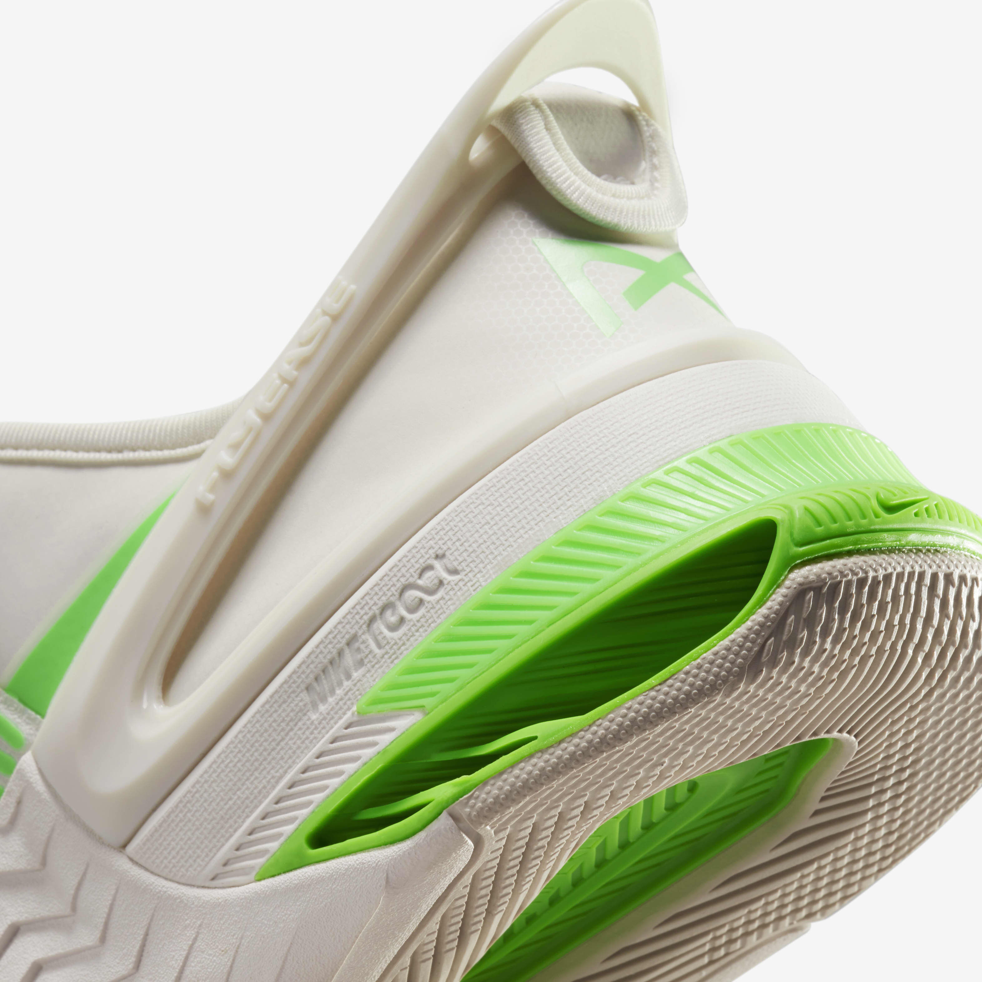 Nike Metcon 8 FlyEase image number 7